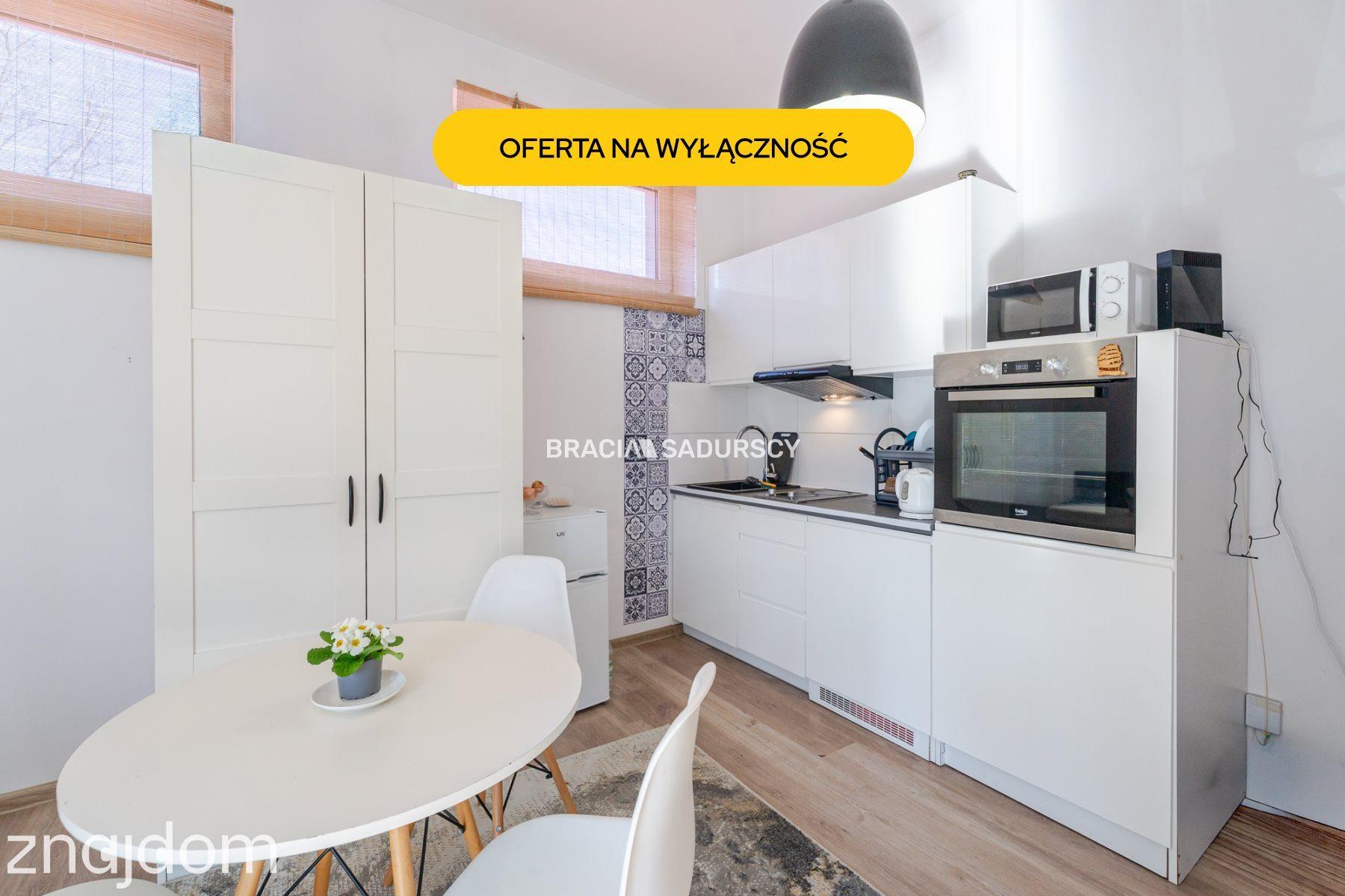 Przytulna kawalerka 21,5 m² z balkonem