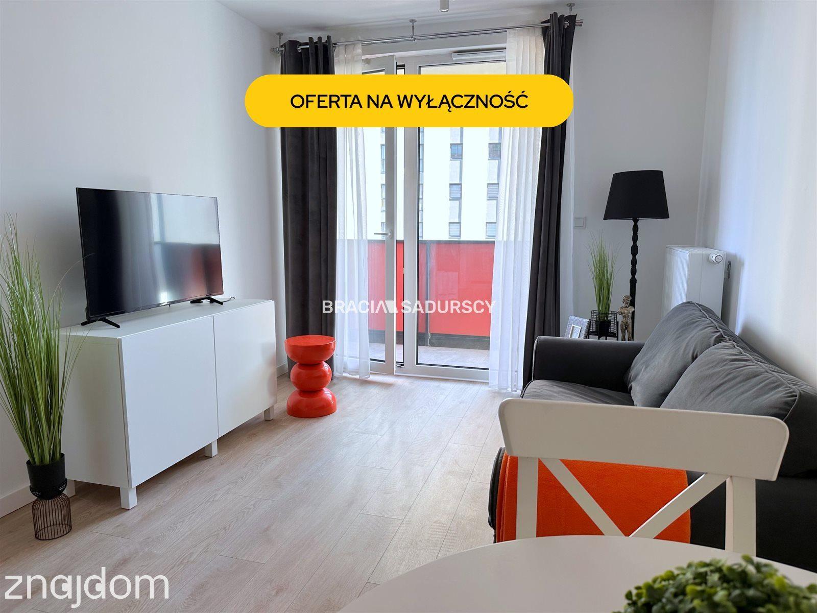 2 pokoje balkon tramwaj centrum miasta