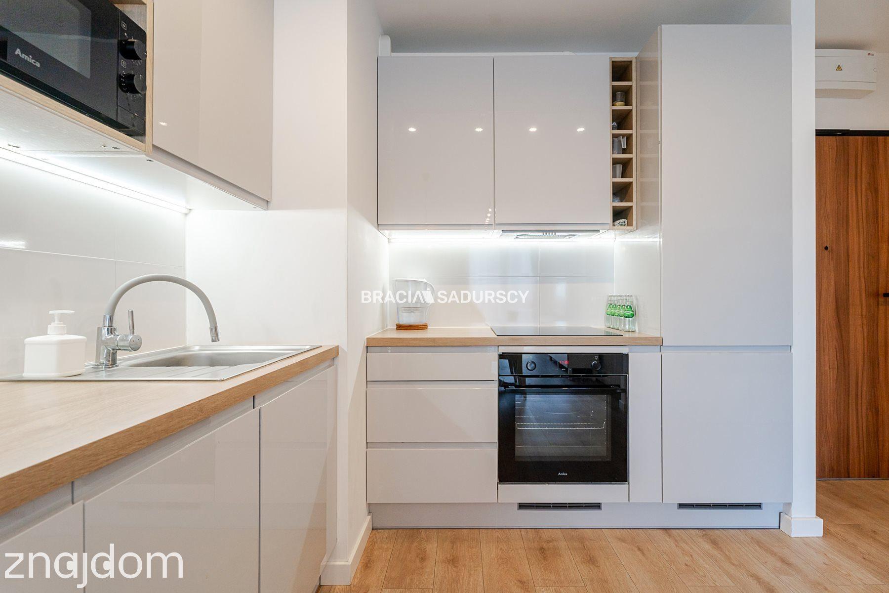 2 pokoje balkon tramwaj centrum miasta - zdjęcie 12