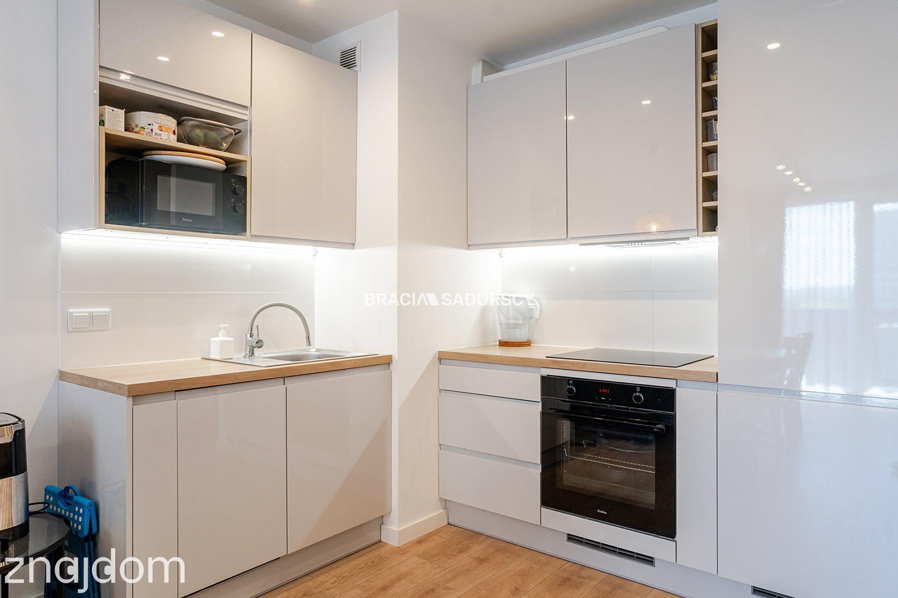 2 pokoje balkon tramwaj centrum miasta - zdjęcie 28