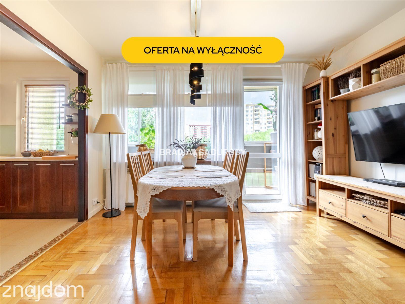 Duże mieszknie 3 sypialnie salon balkon