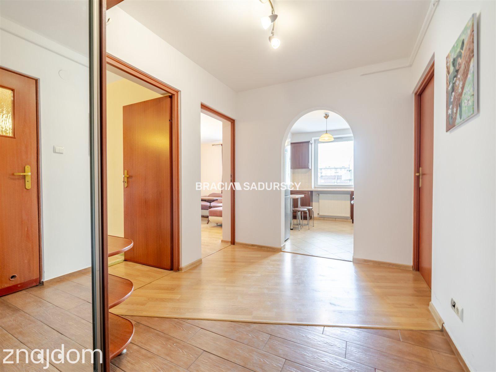 2 piętro, balkon, 3 pok., piwnica,zielono, parking - zdjęcie 14