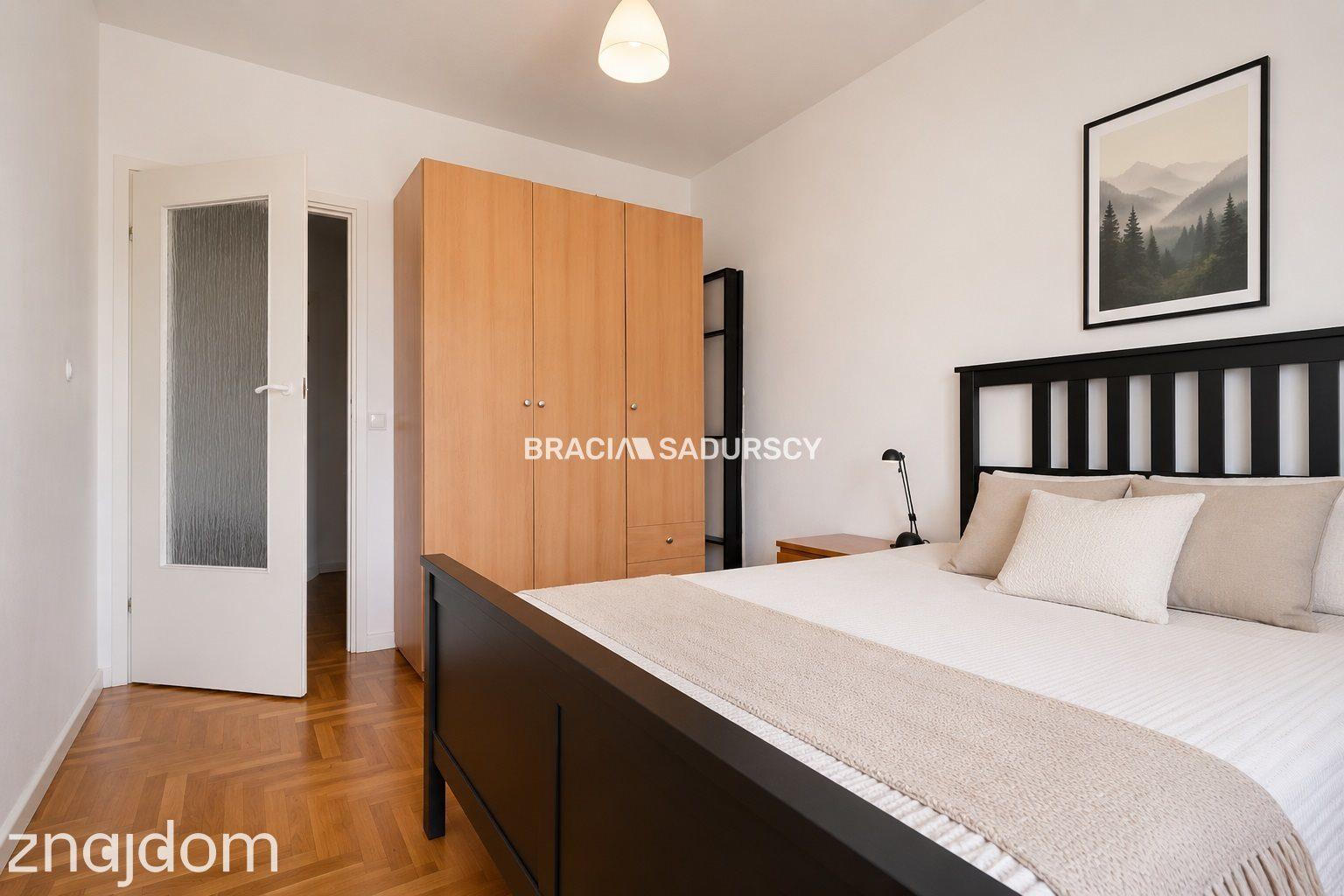 Mieszkanie z widokiem, balkon, winda, garaż - zdjęcie 8