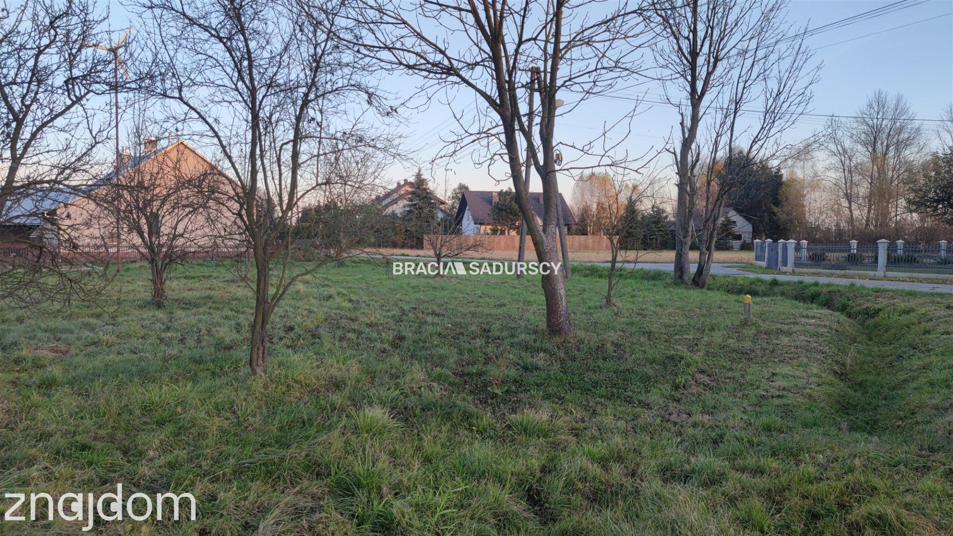 Działka budowlano-rolna o pow. 1900 m2 - zdjęcie 12