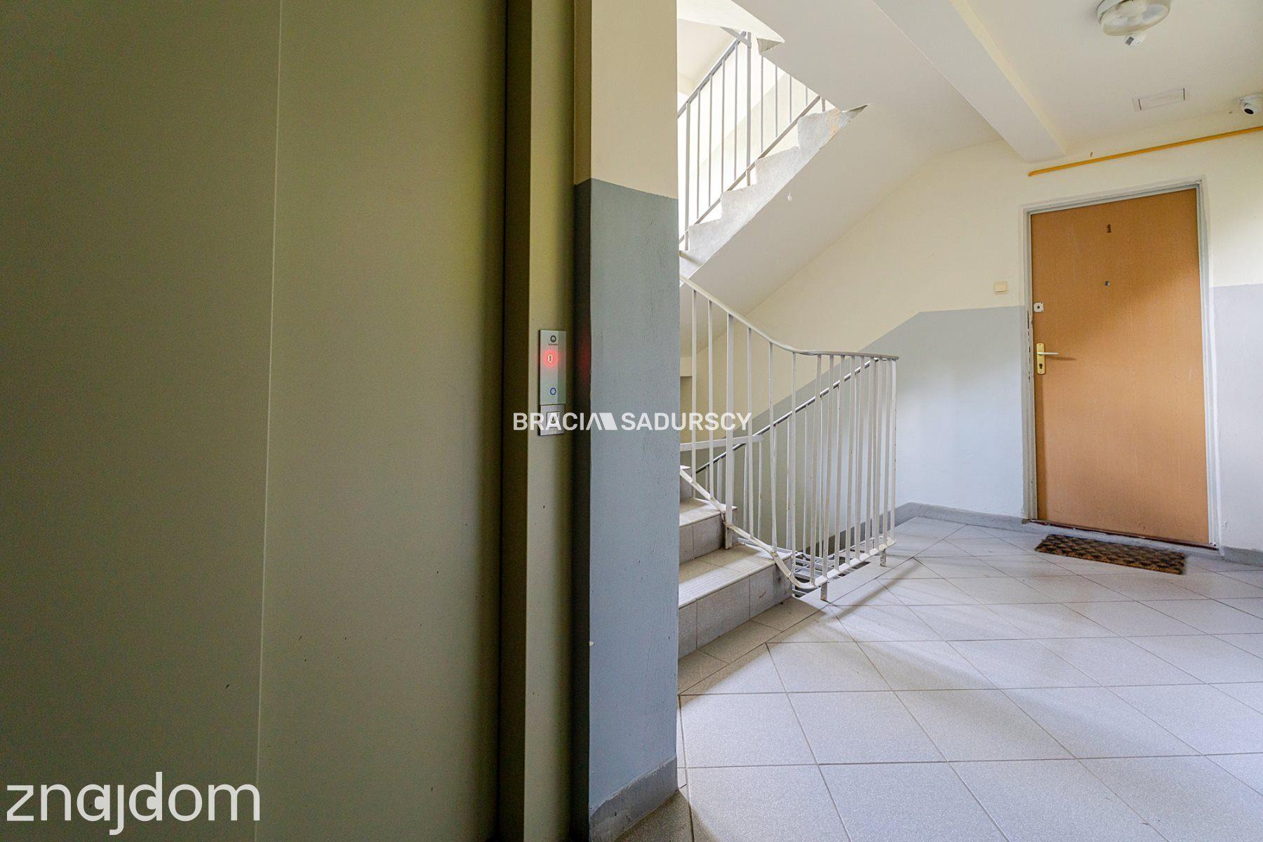 3 pok/ duży balkon/ winda/ ul. Walerego Sławka. - zdjęcie 24