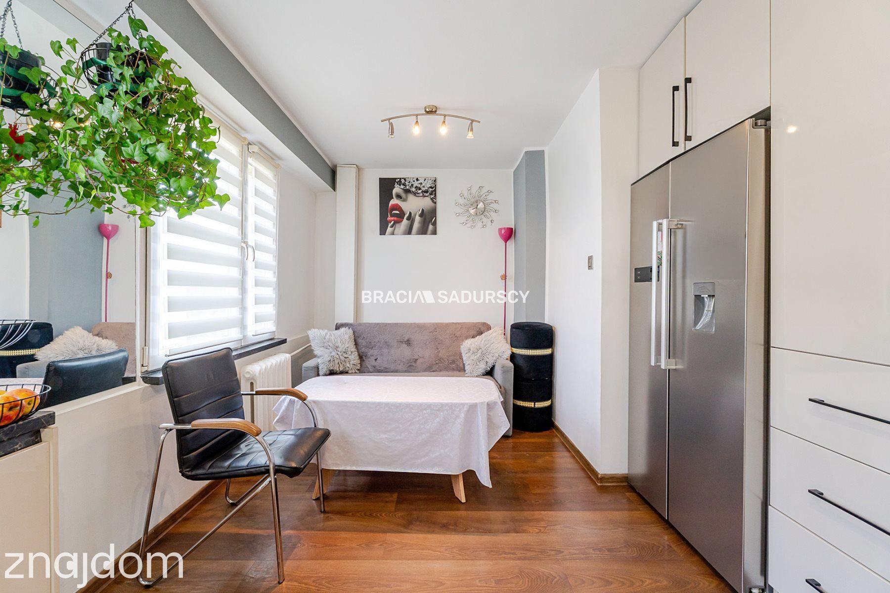 3 pok/ duży balkon/ winda/ ul. Walerego Sławka. - zdjęcie 8