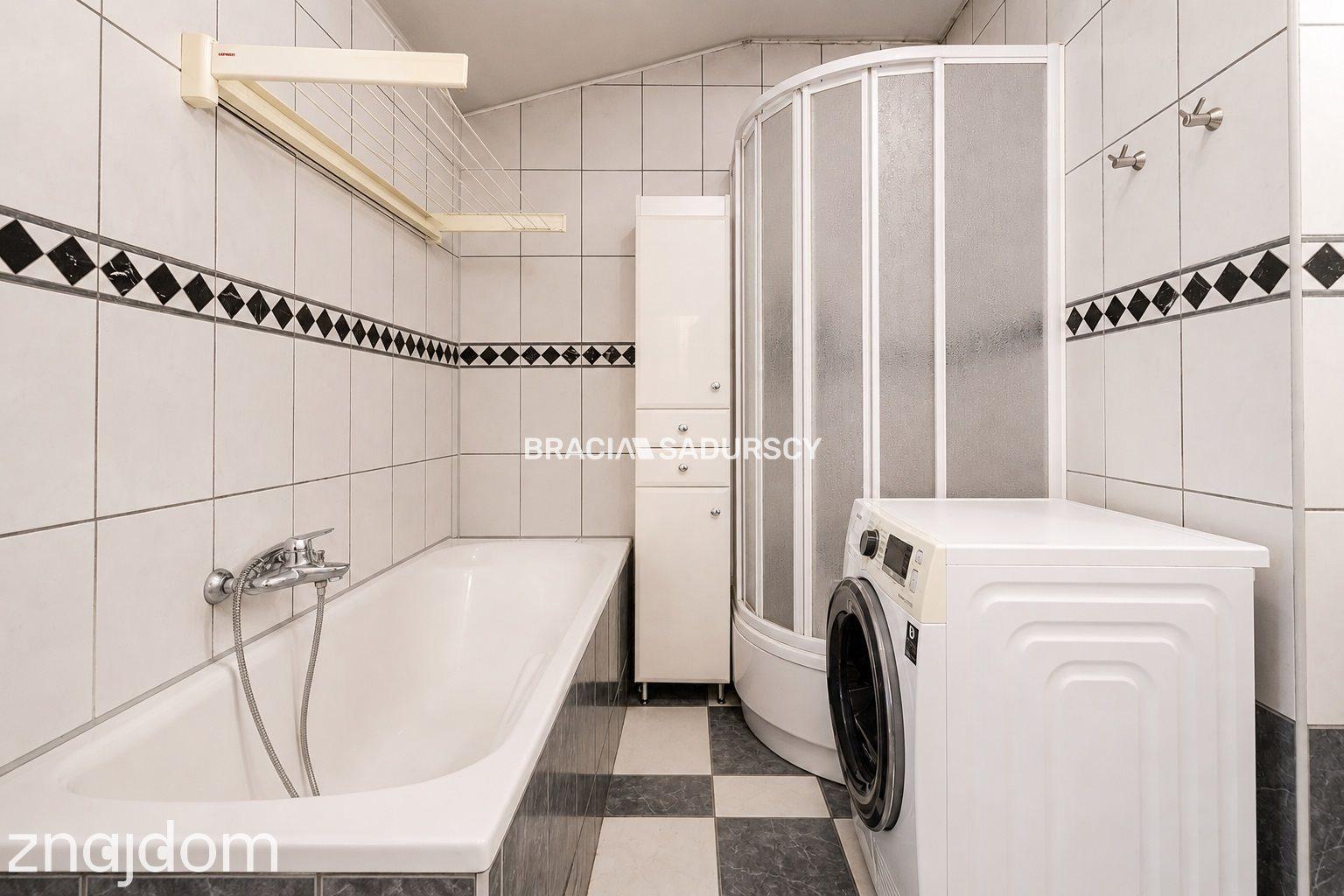 Wyjątkowe 124,78 m² w zabytkowej kamienicy - zdjęcie 16