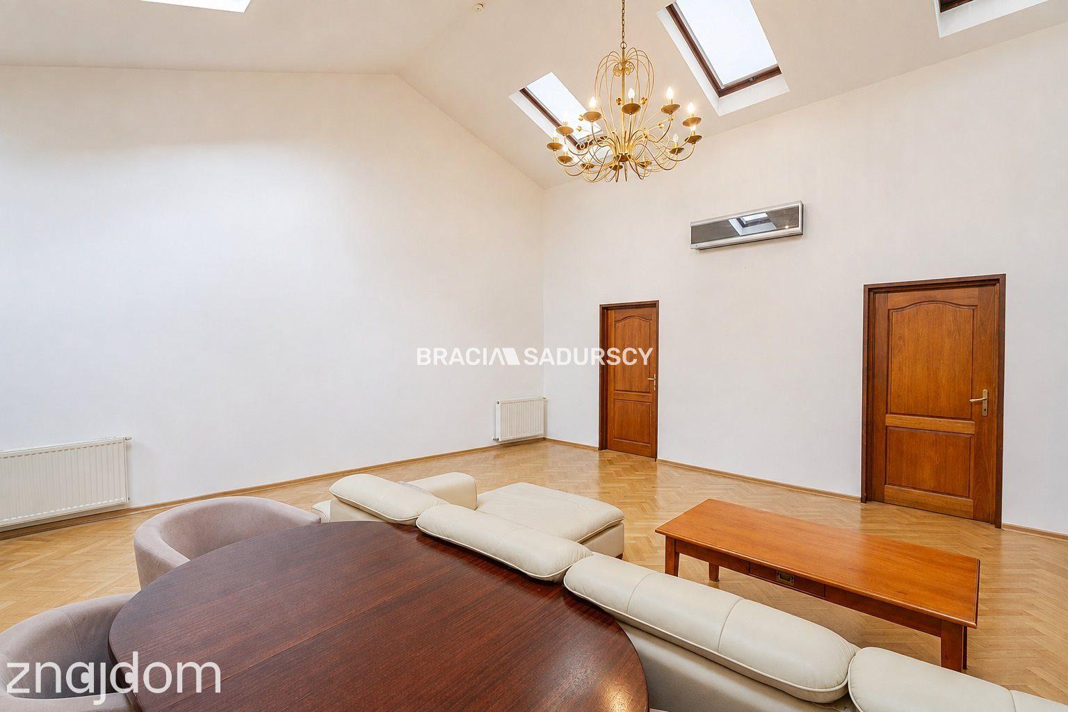 Wyjątkowe 124,78 m² w zabytkowej kamienicy - zdjęcie 22