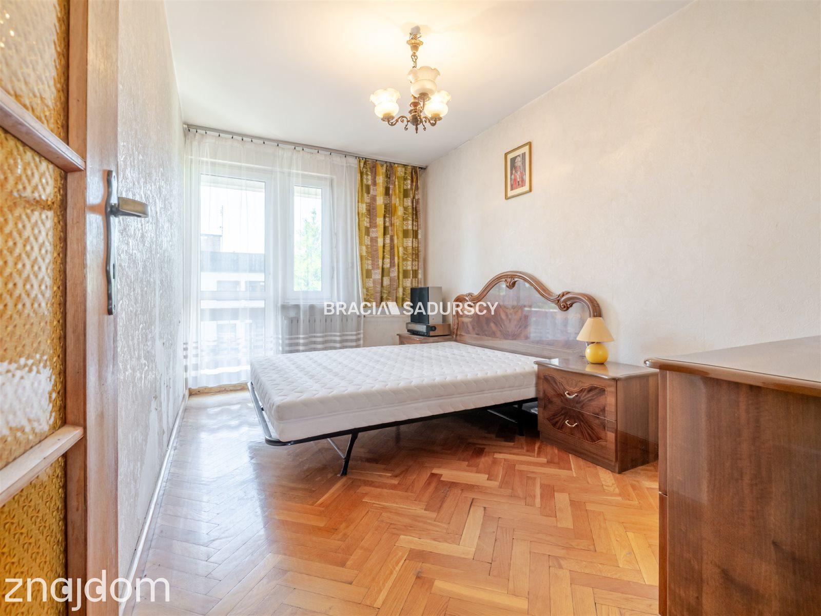 Bronowice segment do remontu, garaż, ogród, cisza - zdjęcie 18