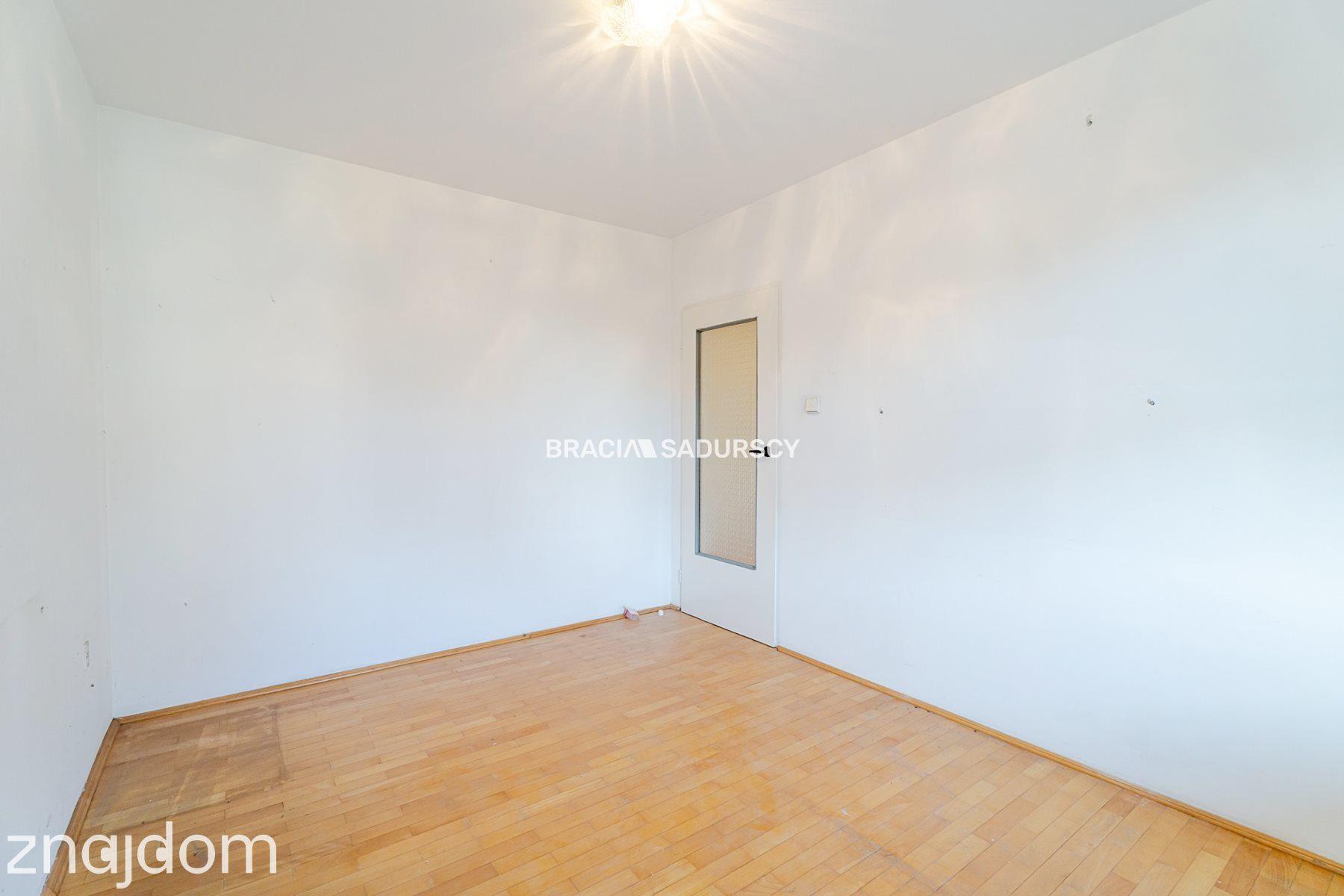 Mieszkanie do remontu | 5 pok | Balkon | - zdjęcie 14