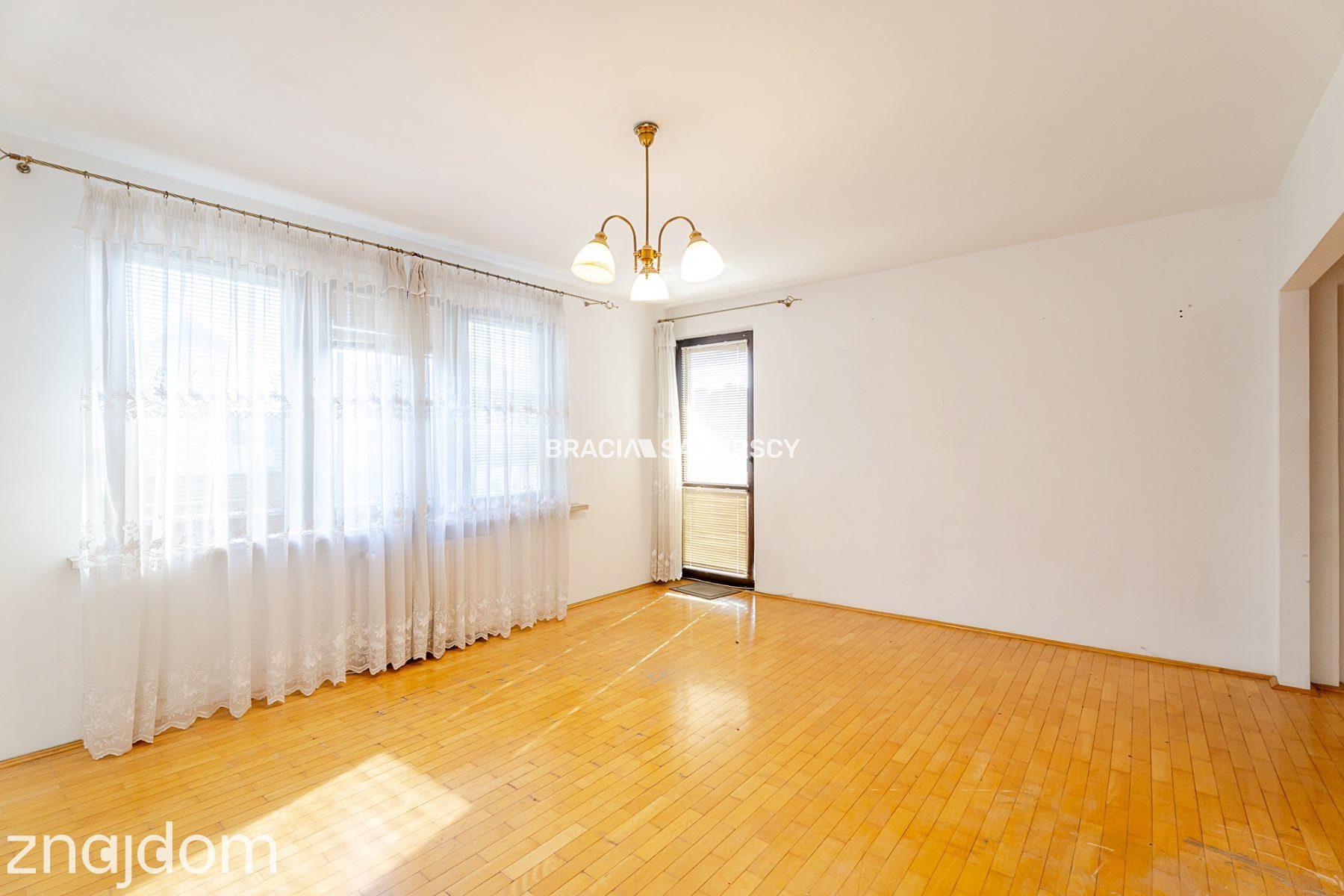 Mieszkanie do remontu | 5 pok | Balkon | - zdjęcie 16