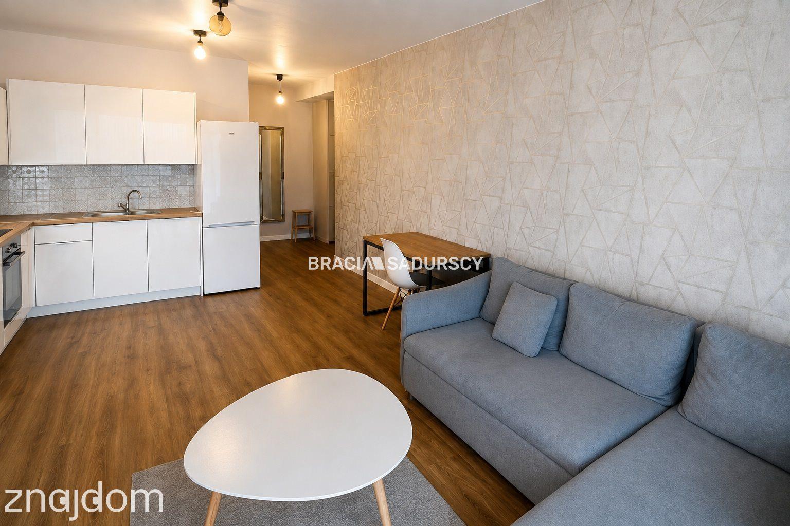 Przestronne studio z ogrodem i tarasam - zdjęcie 2