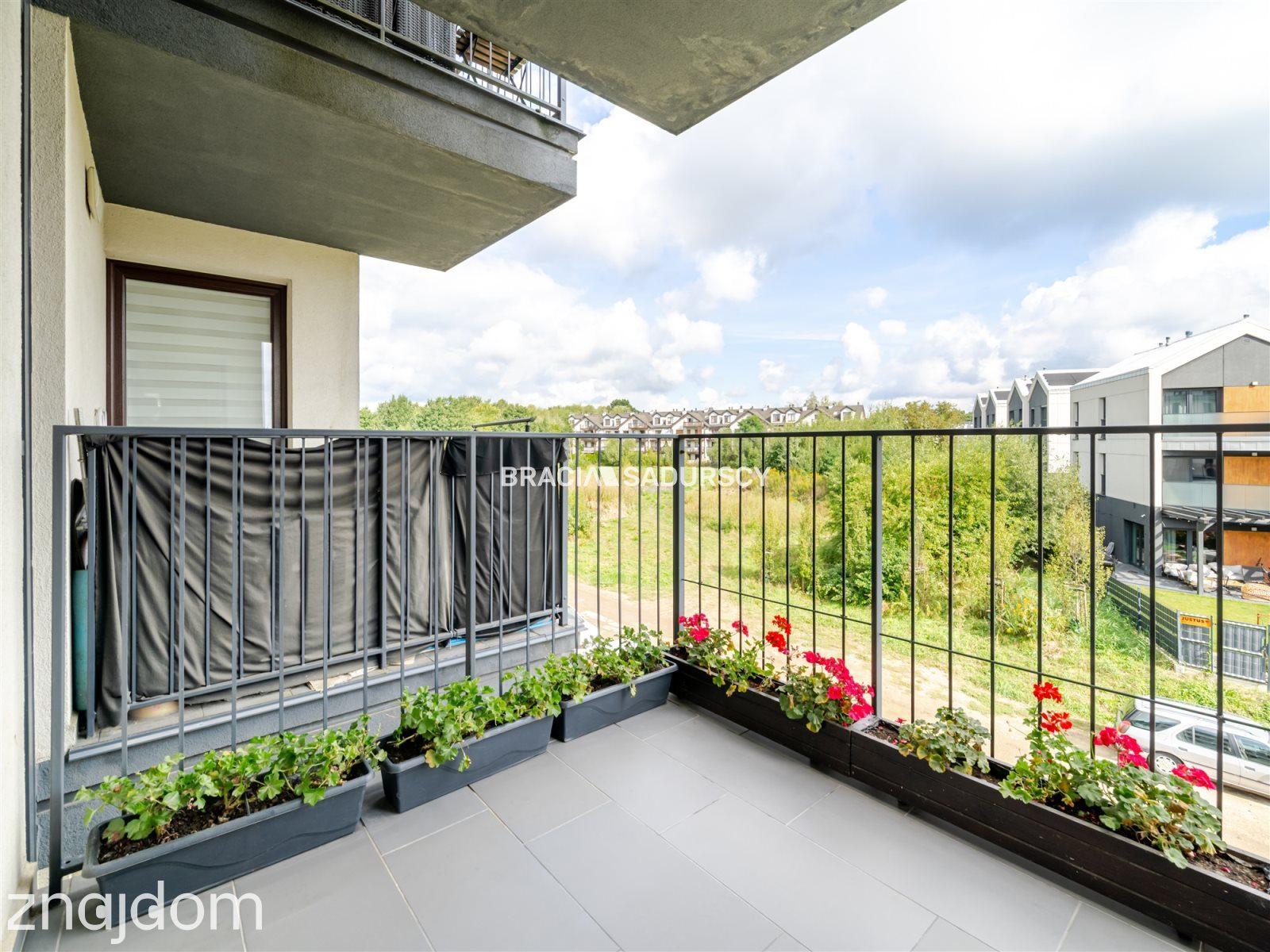 2 pokoje 50 m² garderoba garaż Kliny - zdjęcie 24