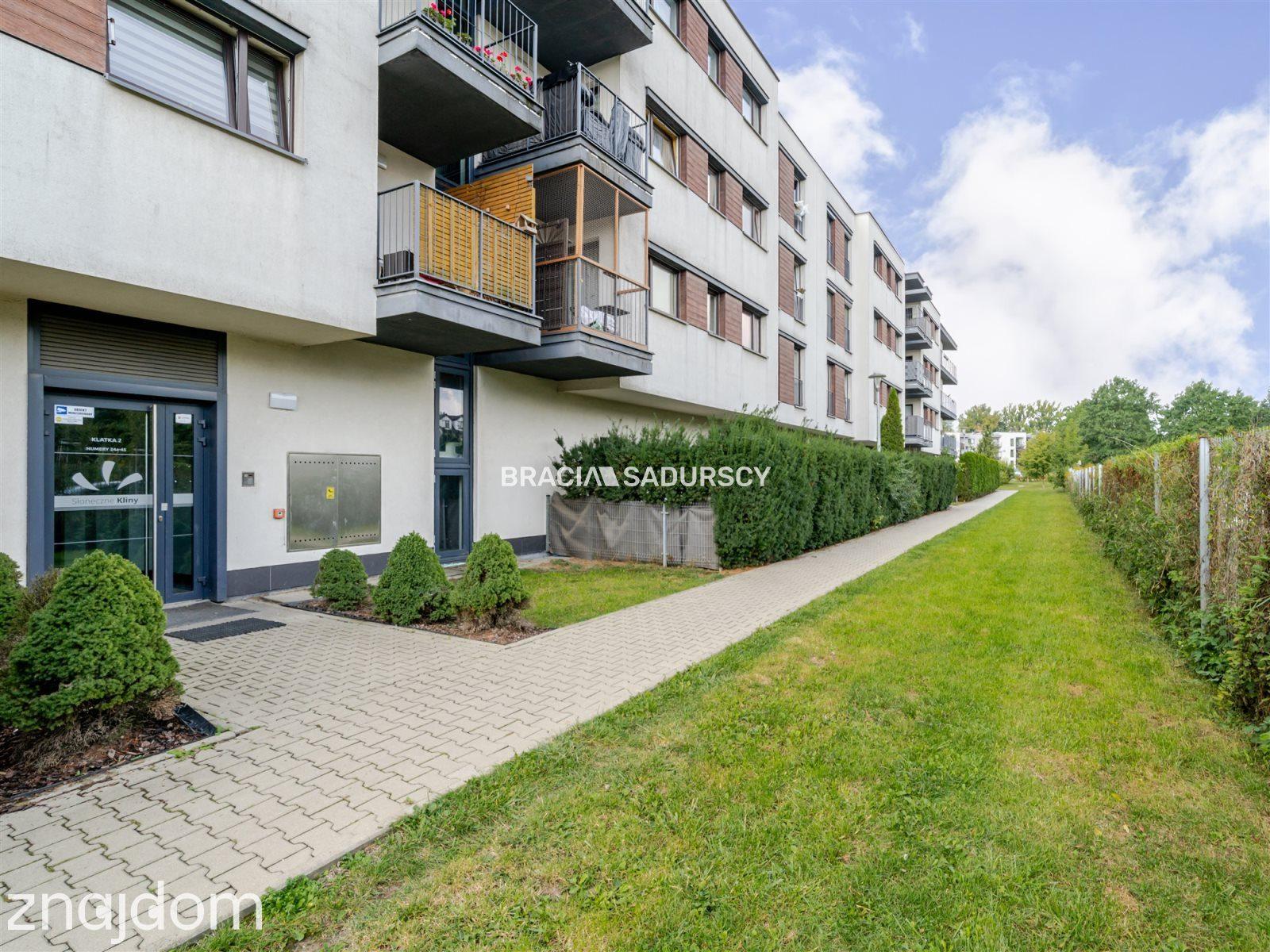 2 pokoje 50 m² garderoba garaż Kliny - zdjęcie 32