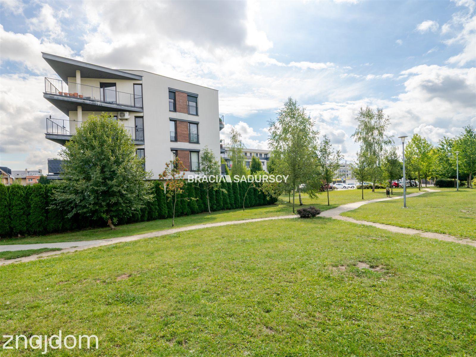 2 pokoje 50 m² garderoba garaż Kliny - zdjęcie 34