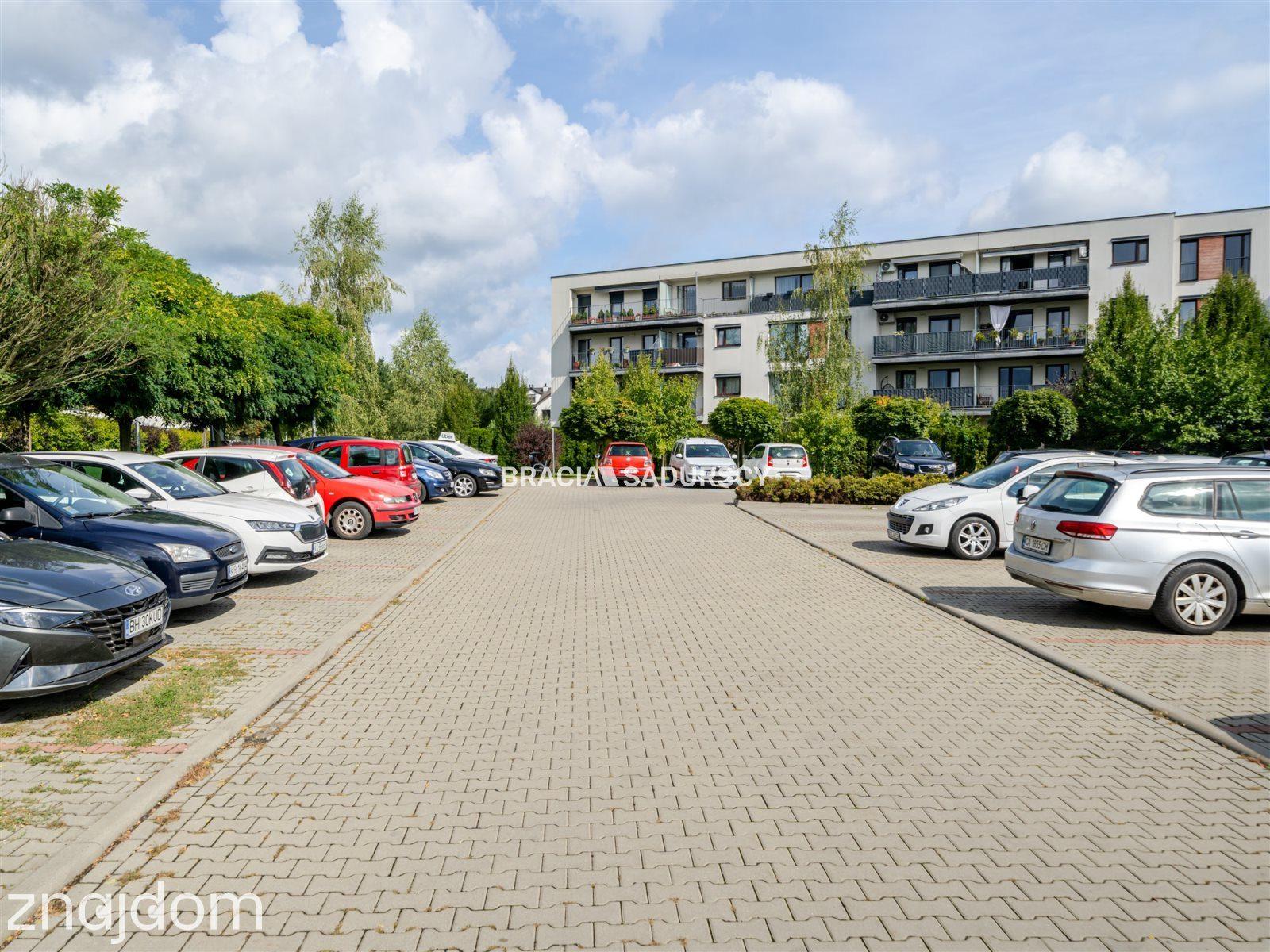 2 pokoje 50 m² garderoba garaż Kliny - zdjęcie 38