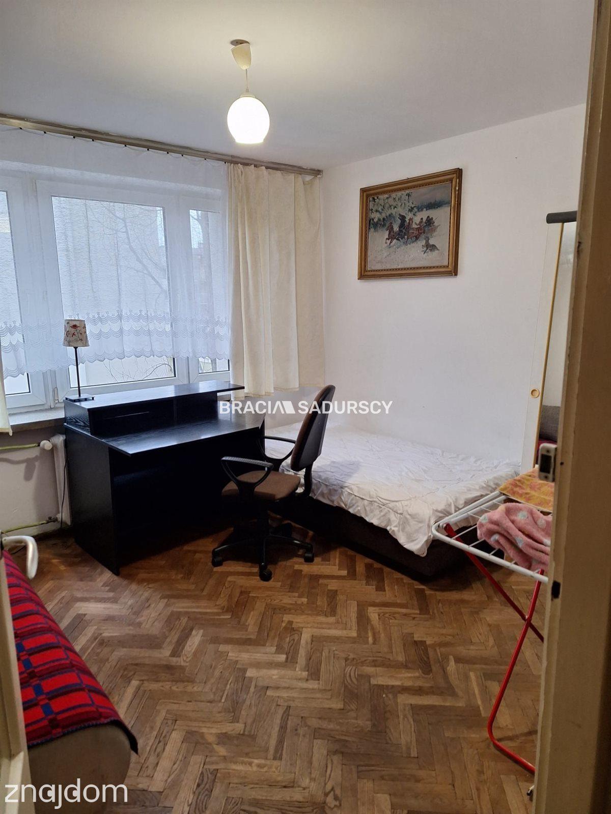 2-pok, ul. Królewska, parking dla mieszkańców - zdjęcie 8