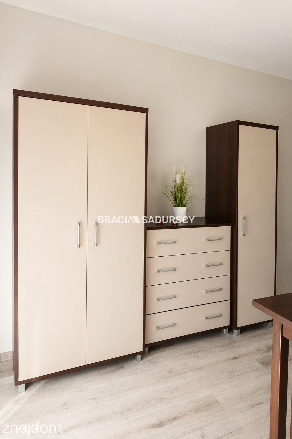 2 pokoje, balkon, miejsce postojowe, piwnica - zdjęcie 9