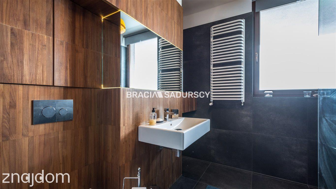 Stylowy apartament z widokiem na Kraków - zdjęcie 33