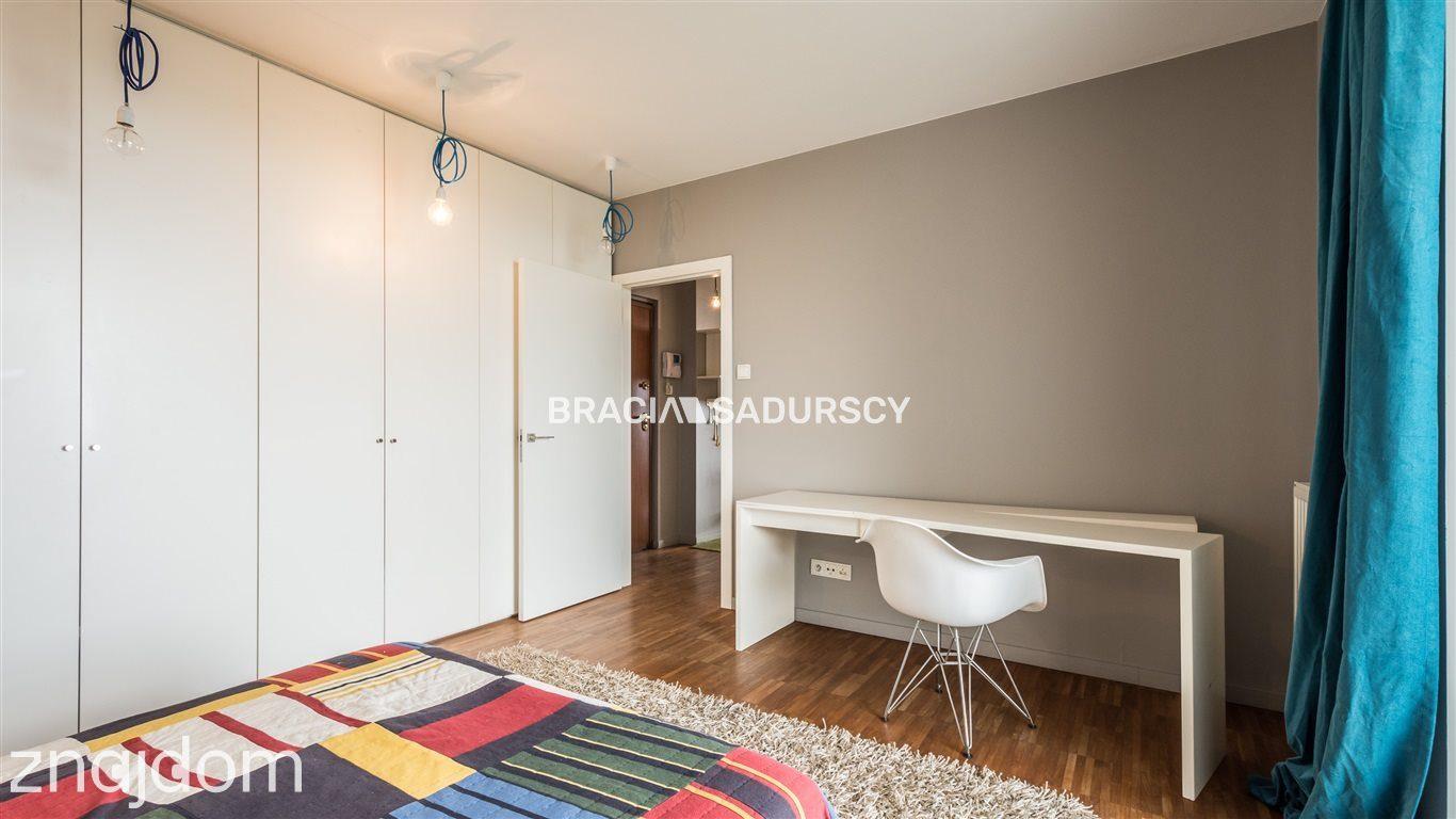 Stylowy apartament z widokiem na Kraków - zdjęcie 37