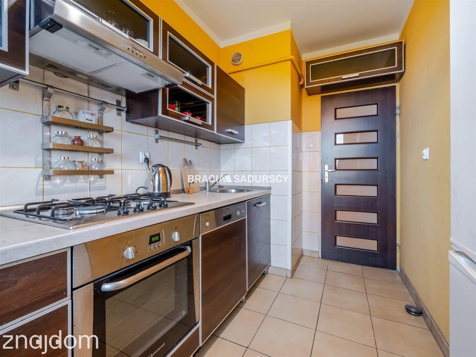 2 pokoje | Czyżyny | 12 piętro | Balkon |Piwnica - zdjęcie 14