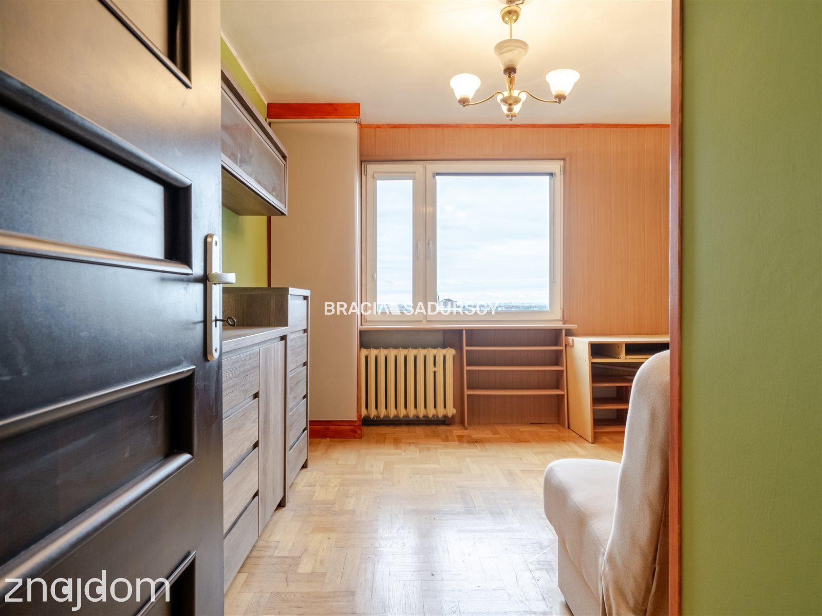 2 pokoje | Czyżyny | 12 piętro | Balkon |Piwnica - zdjęcie 21