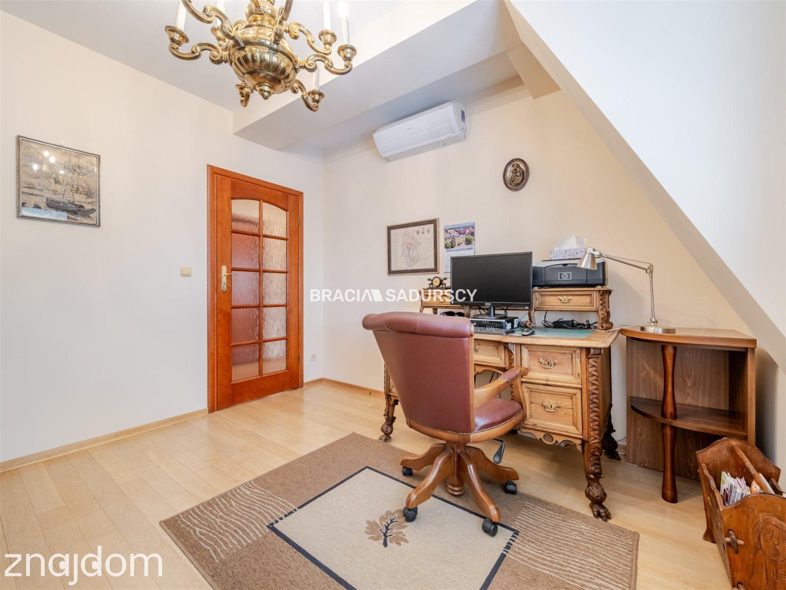 Kazimierz Stare Miasto Apartament z garażem - zdjęcie 25