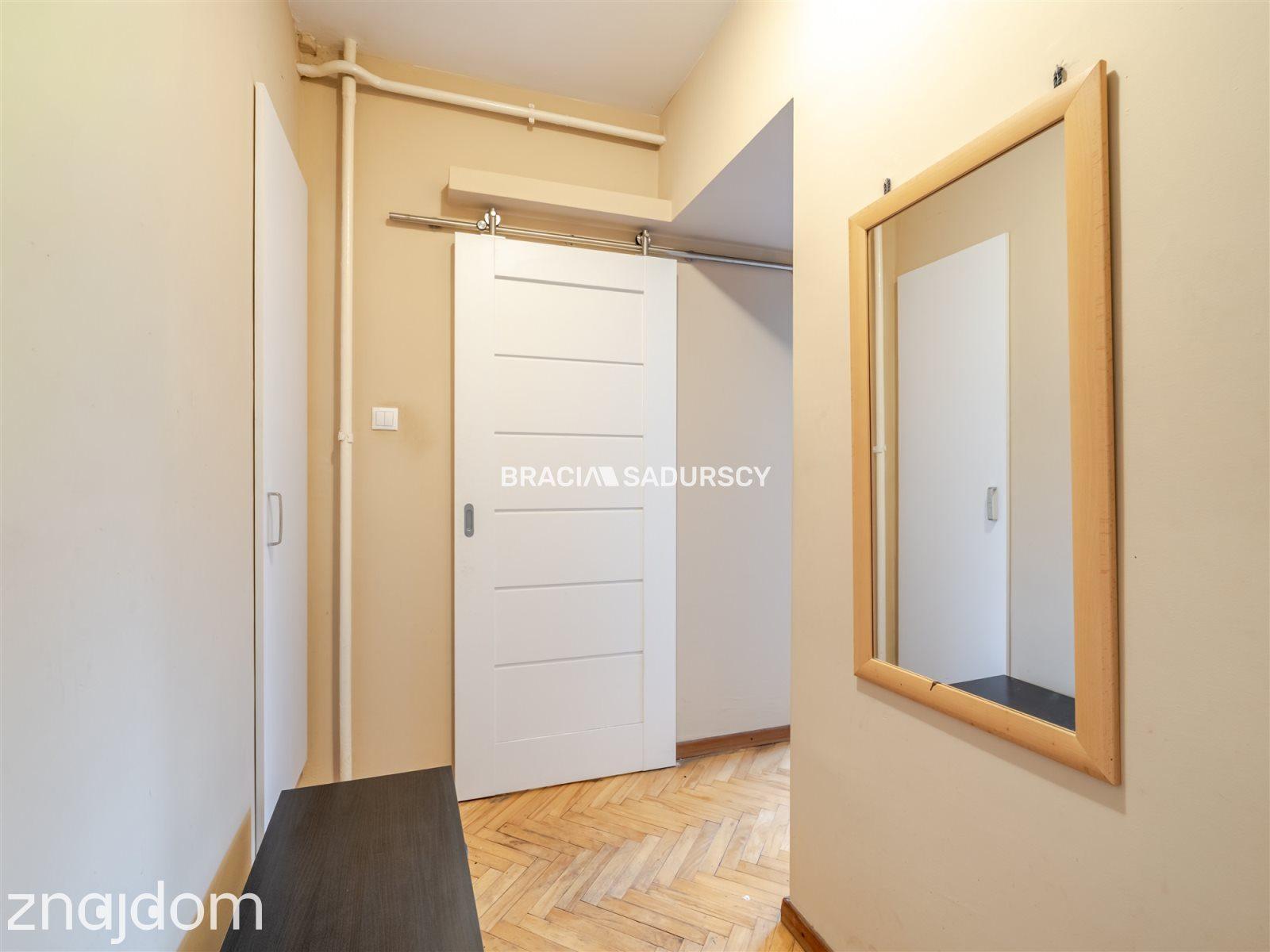 Na sprzedaż/ kawalerka z potencjałem/ 37m2 - zdjęcie 15