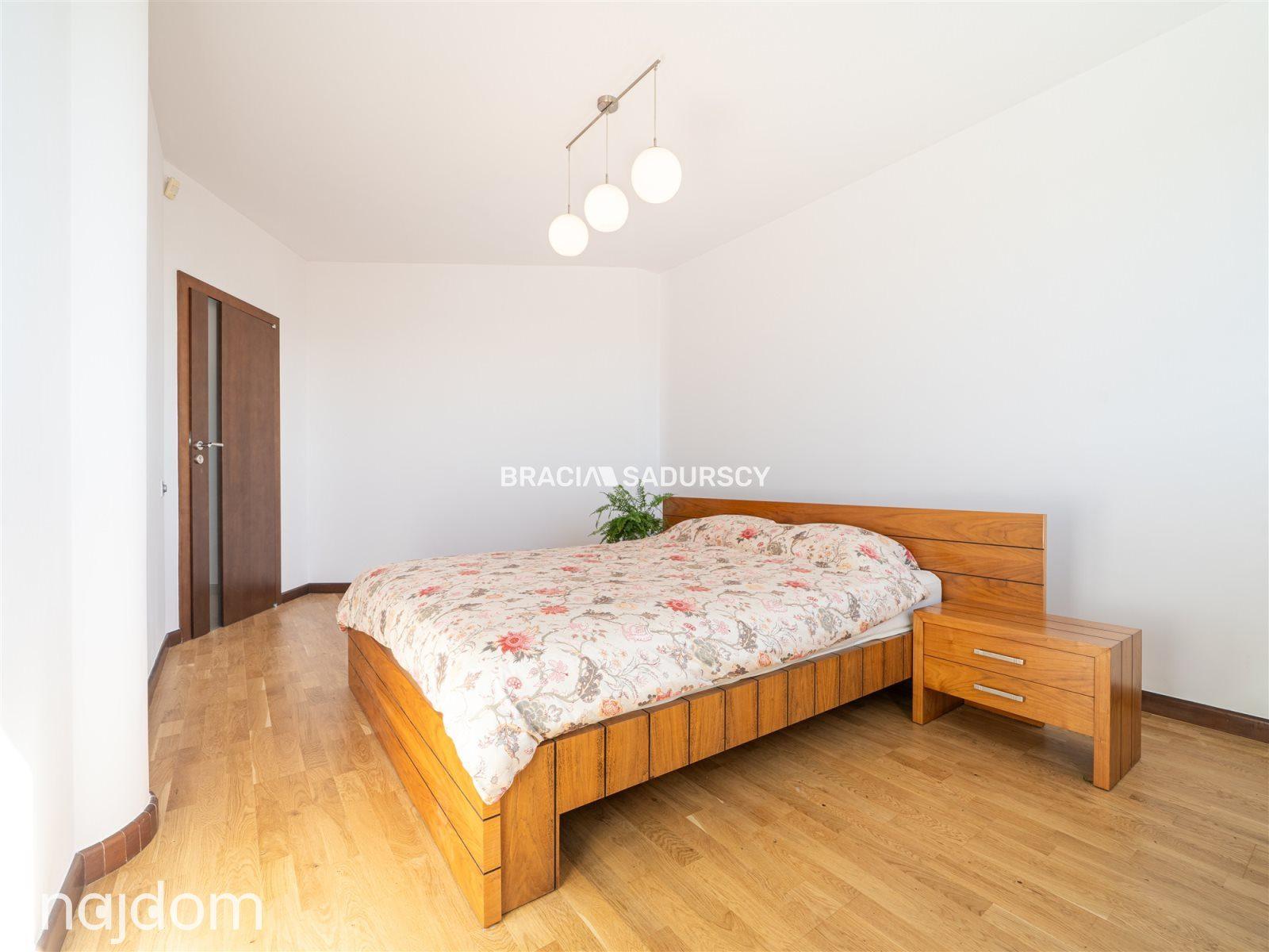 Bronowice Salwator Tower 13 piętro widok balkon - zdjęcie 34
