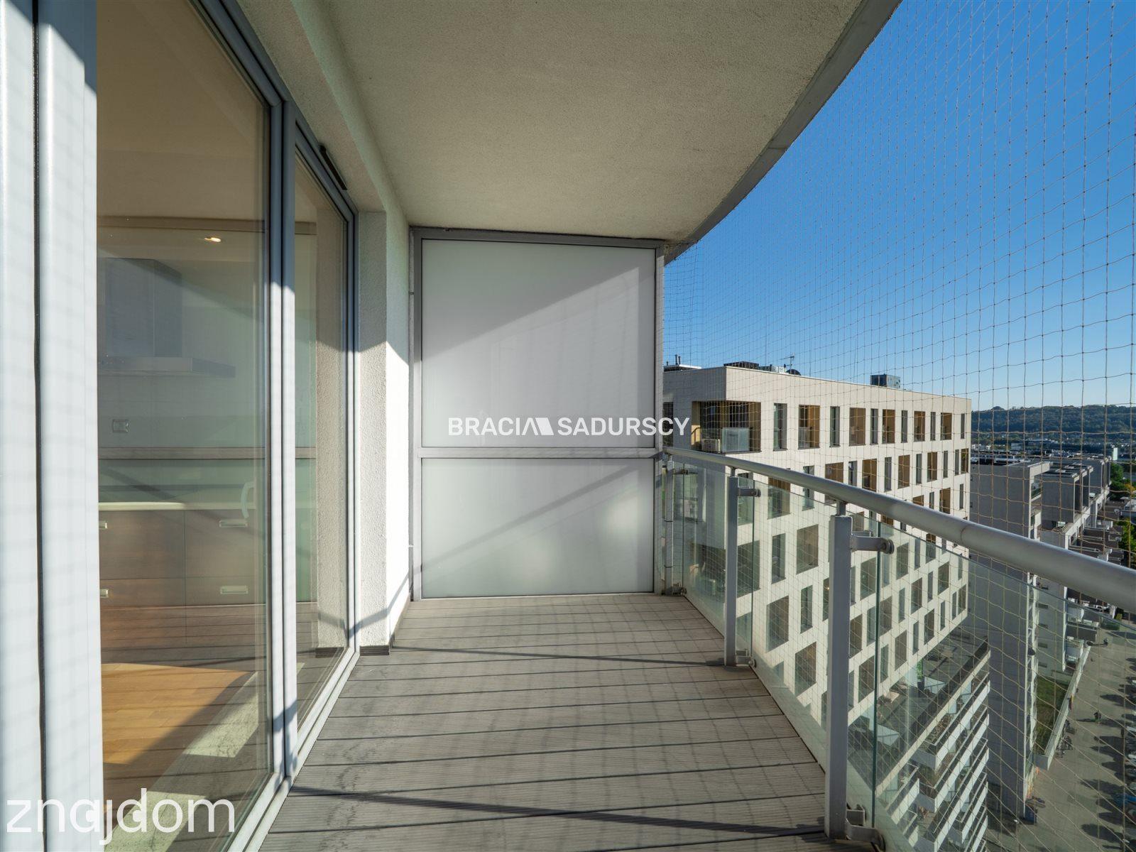 Bronowice Salwator Tower 13 piętro widok balkon - zdjęcie 40
