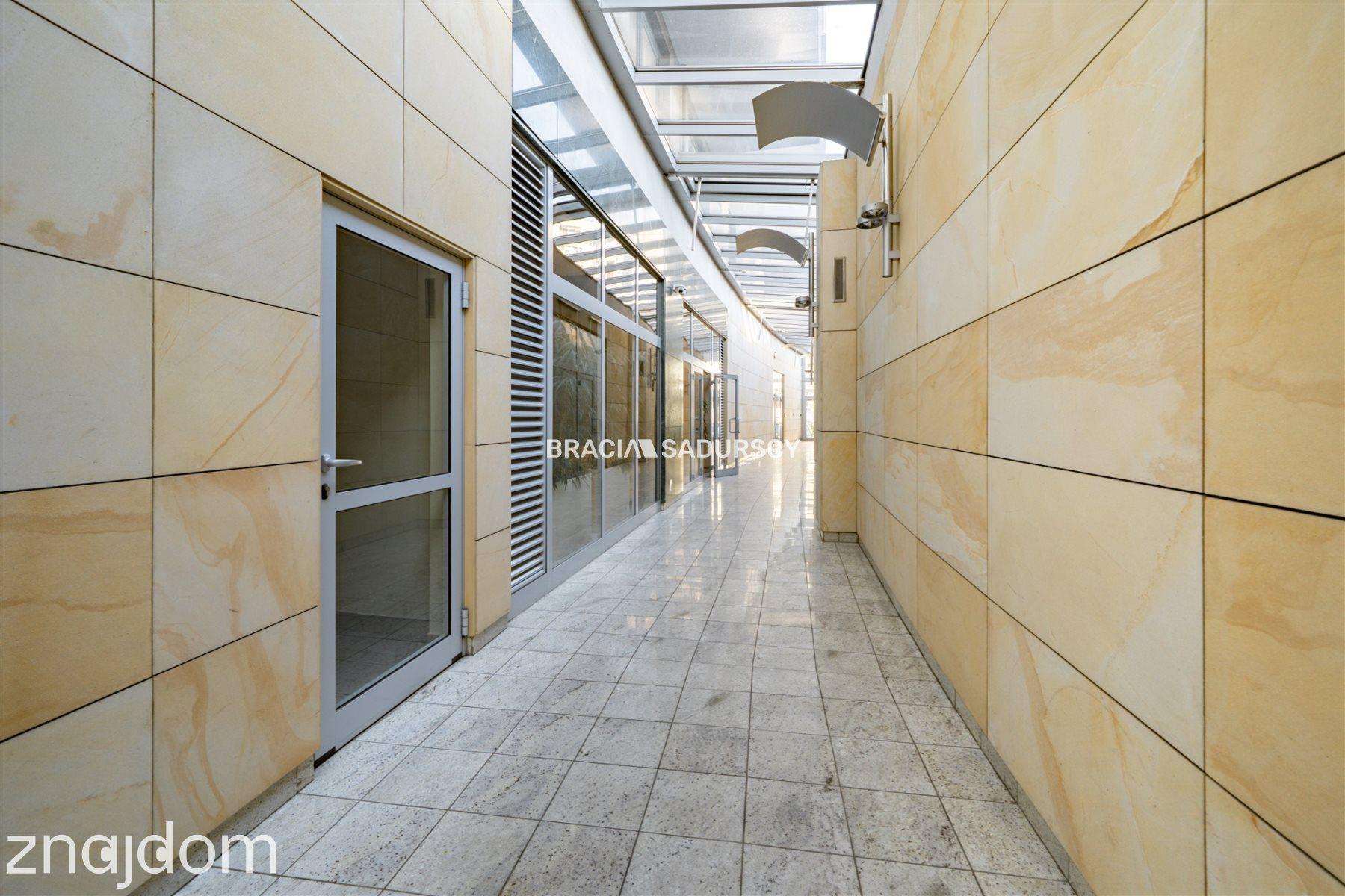 Bronowice Salwator Tower 13 piętro widok balkon - zdjęcie 44