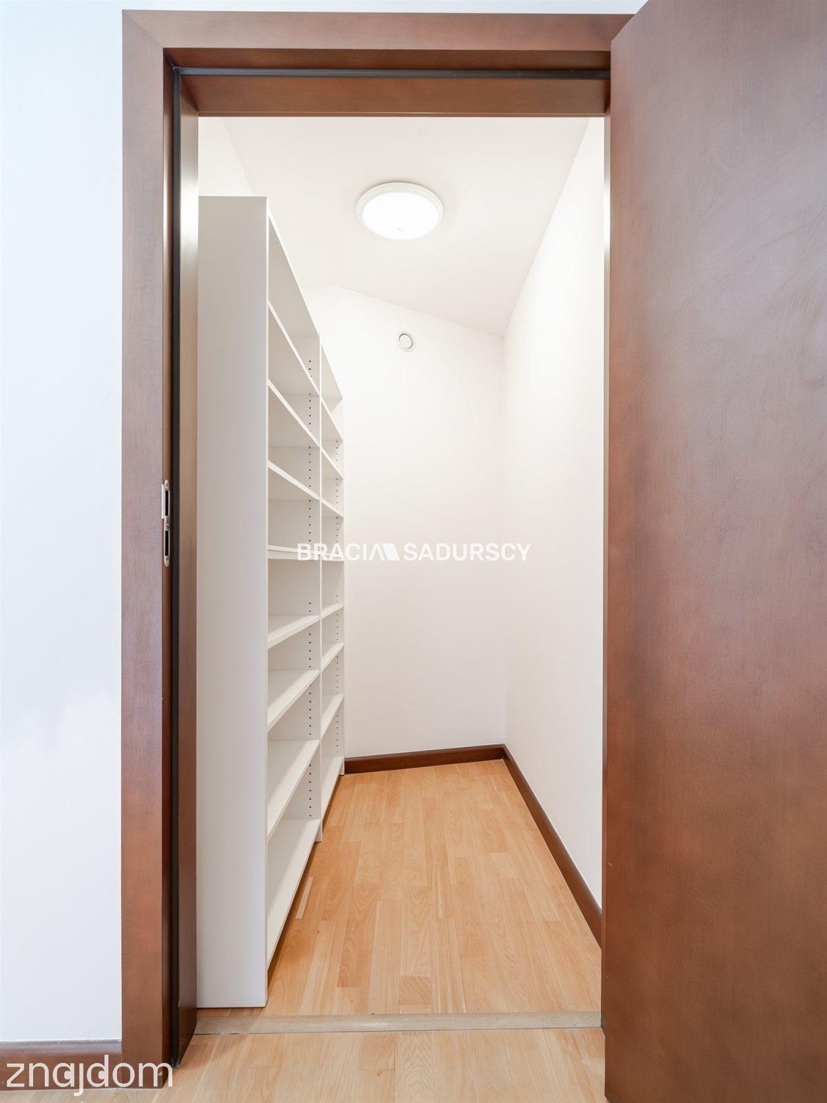 Bronowice Salwator Tower 13 piętro widok balkon - zdjęcie 46