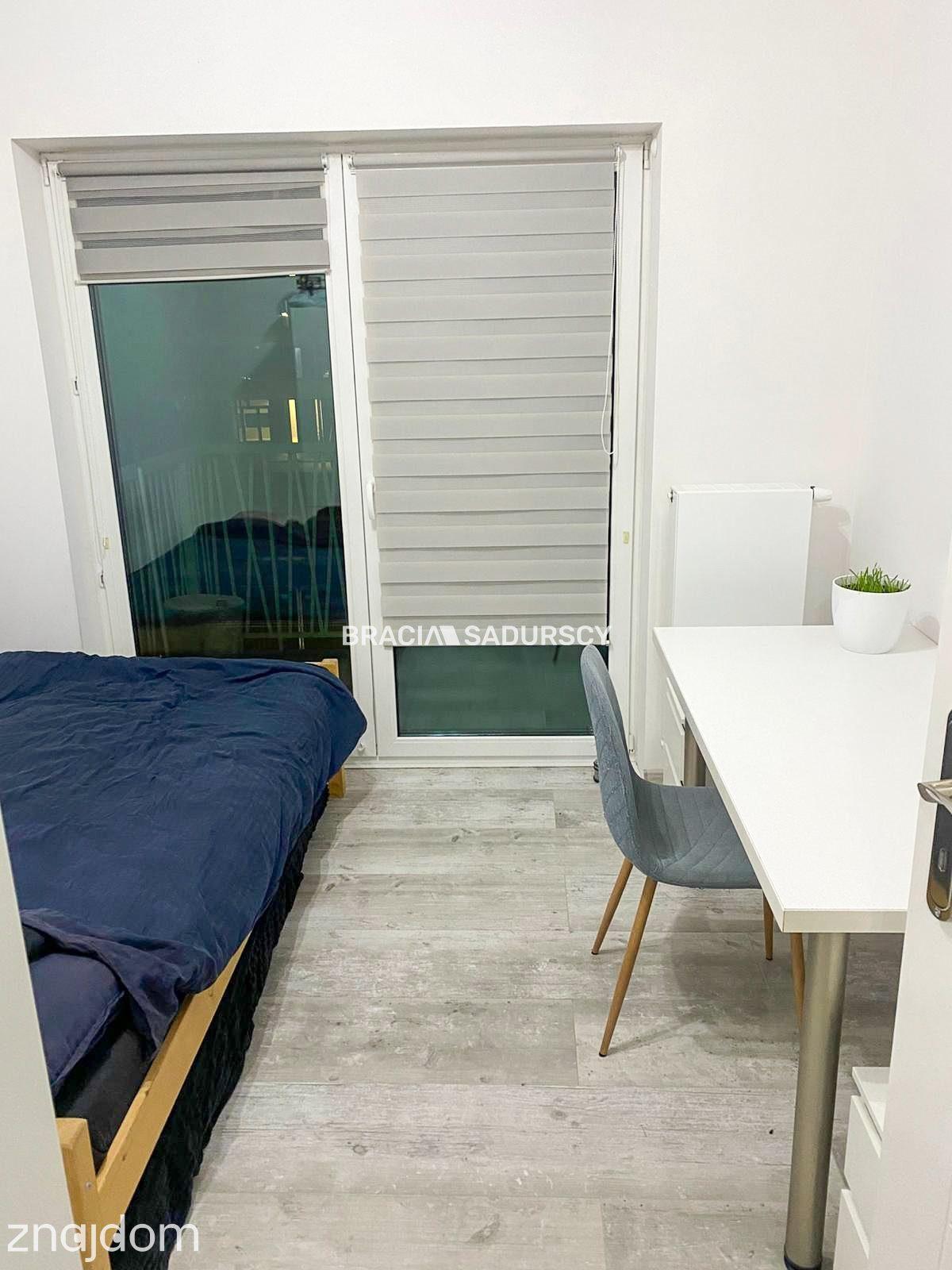 3pok z garażem + balkon - zdjęcie 4
