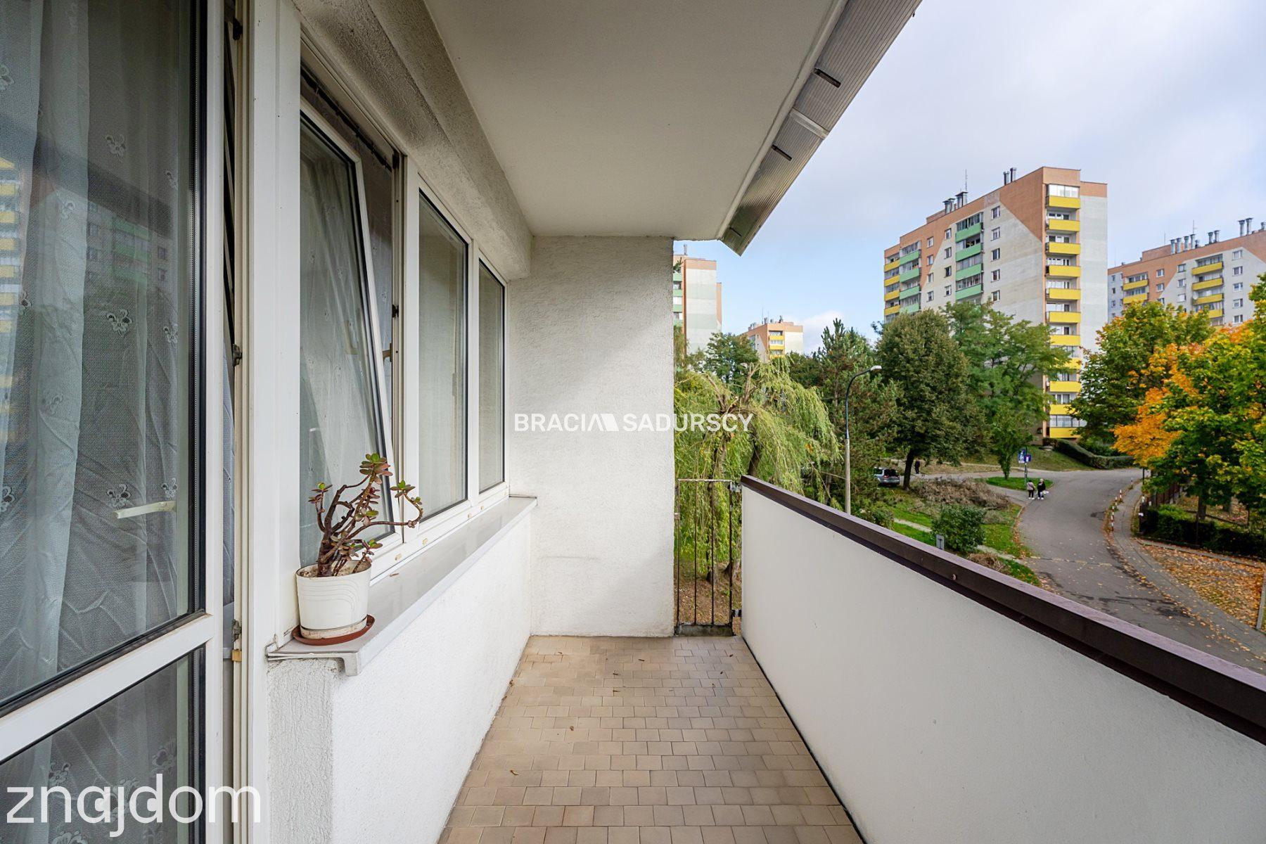 3 pok/ osobna kuchnia/ balkon- ul. Stojałowskiego. - zdjęcie 39