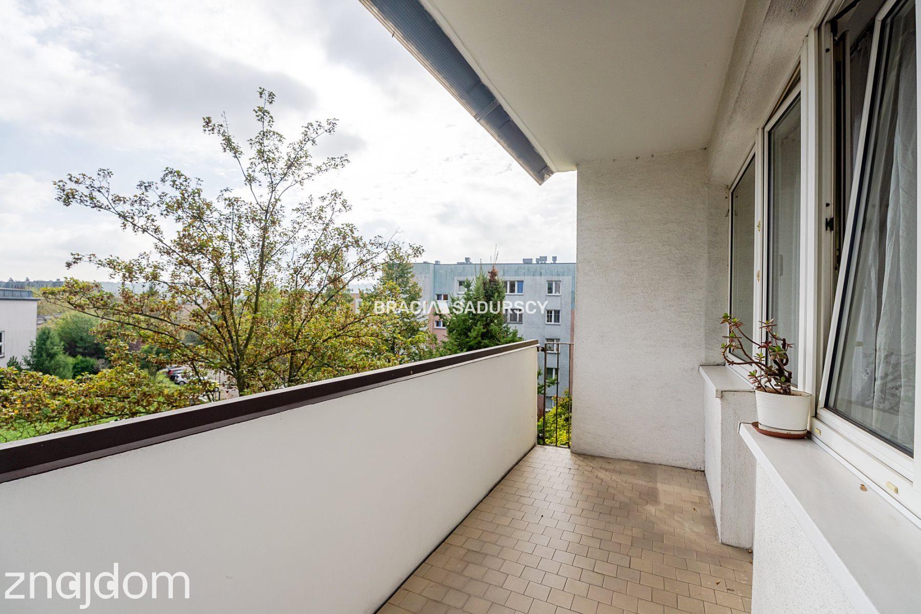 3 pok/ osobna kuchnia/ balkon- ul. Stojałowskiego. - zdjęcie 41