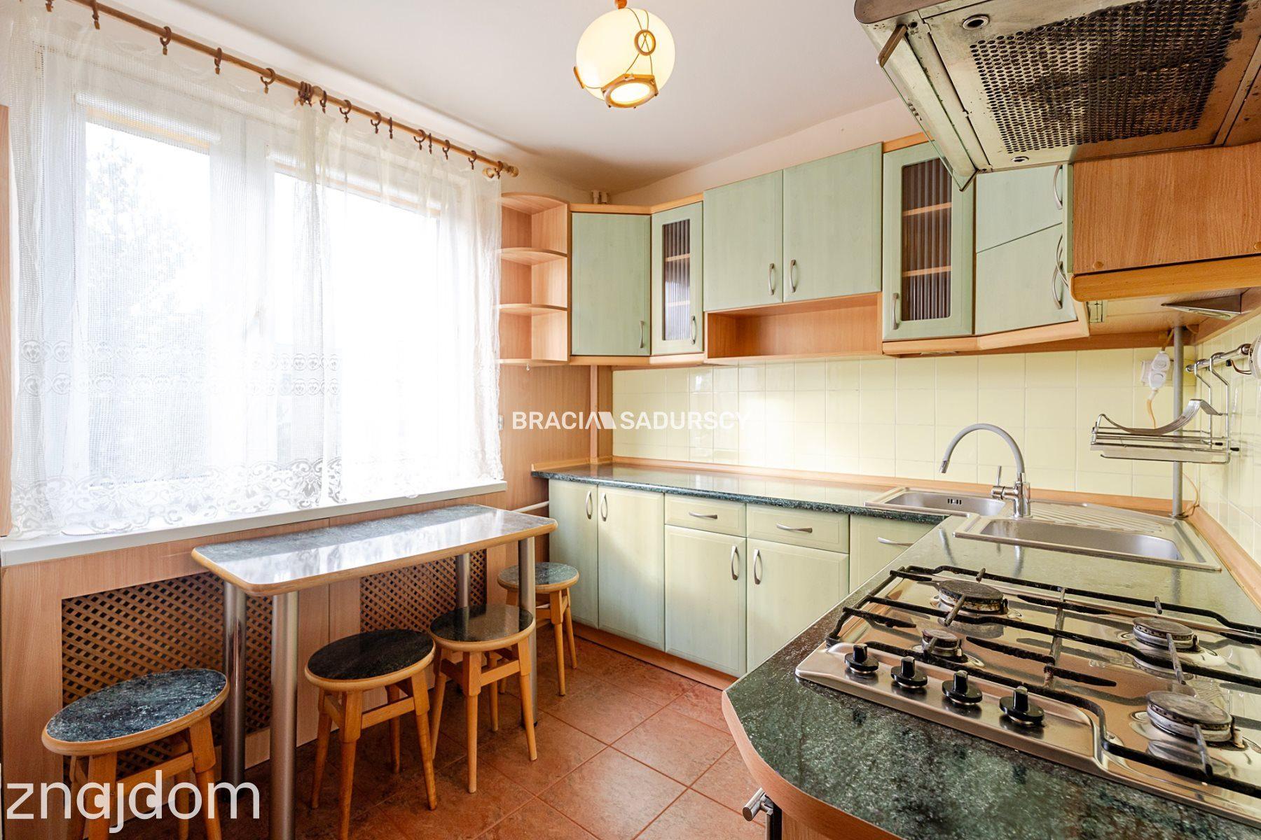 3 pok/ osobna kuchnia/ balkon- ul. Stojałowskiego. - zdjęcie 9