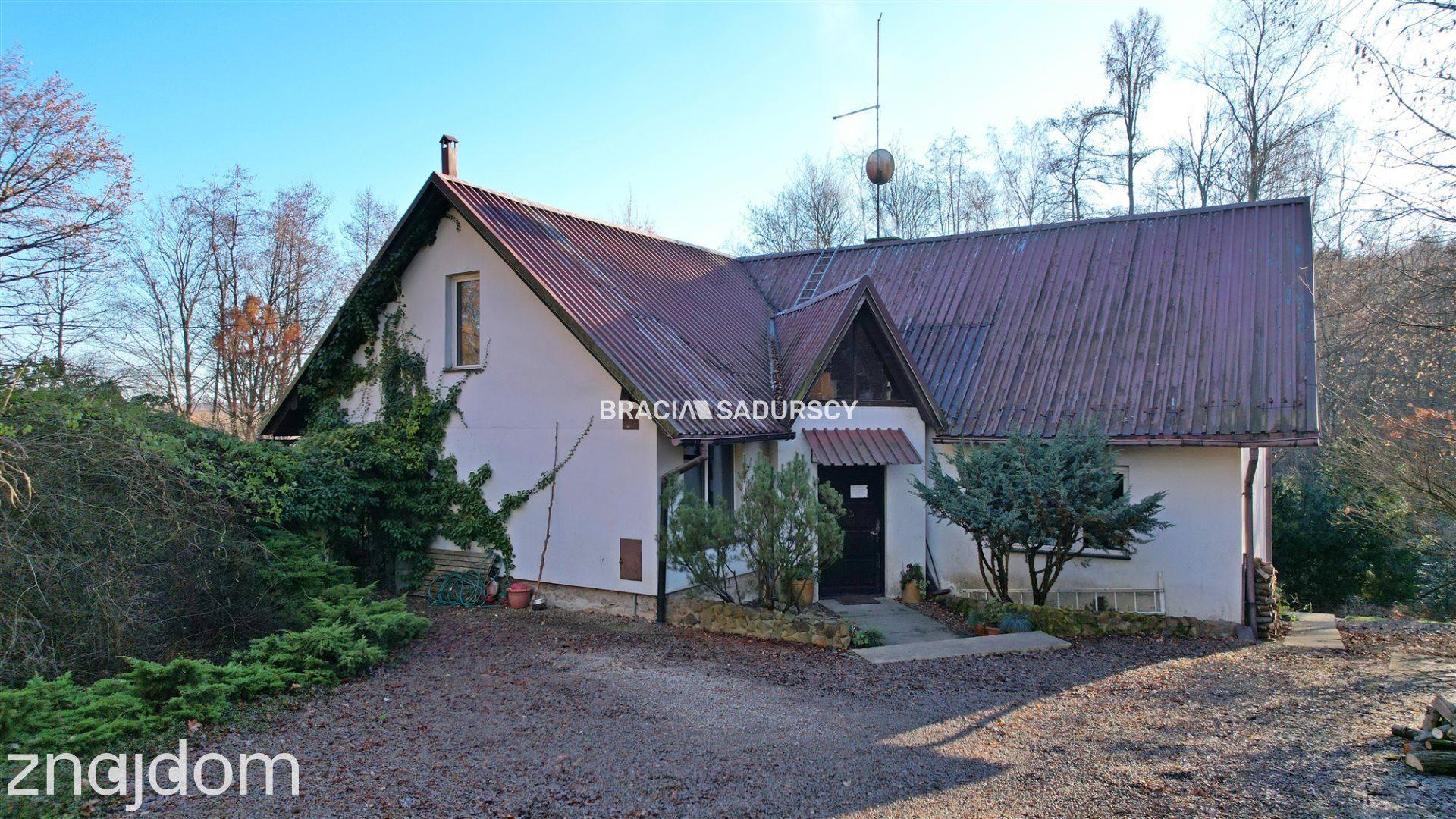Grajów, okolice Wieliczki, dom wolnostojący