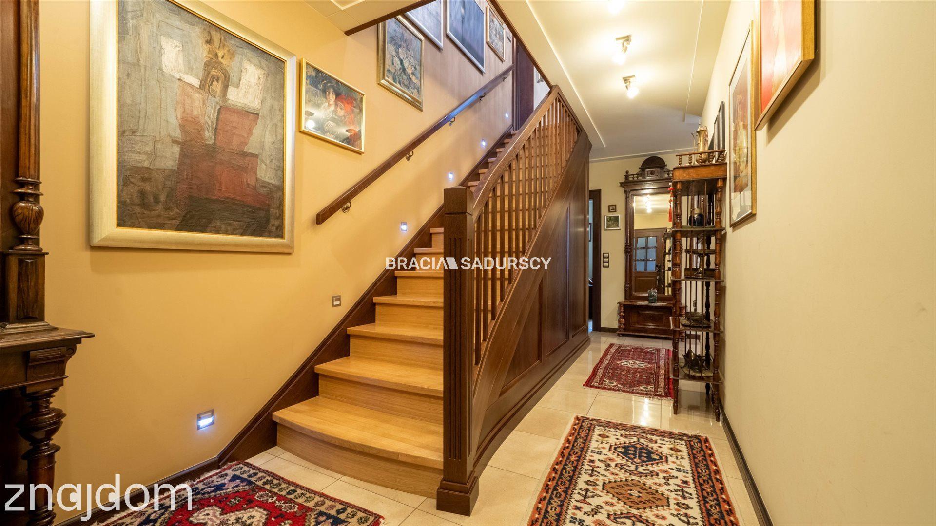 ZADBANY,WYSOKI STANDARD DOM OK 230 M2 - zdjęcie 18
