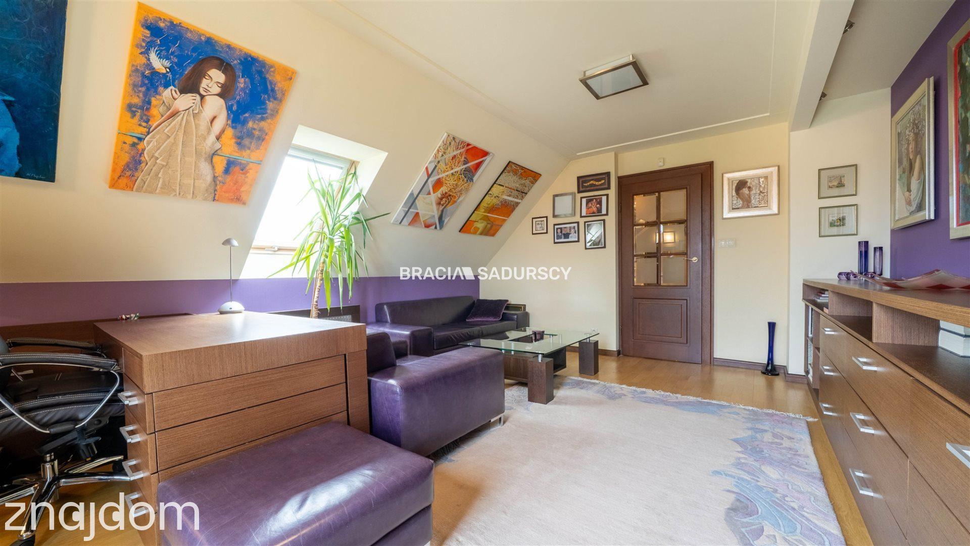 ZADBANY,WYSOKI STANDARD DOM OK 230 M2 - zdjęcie 24