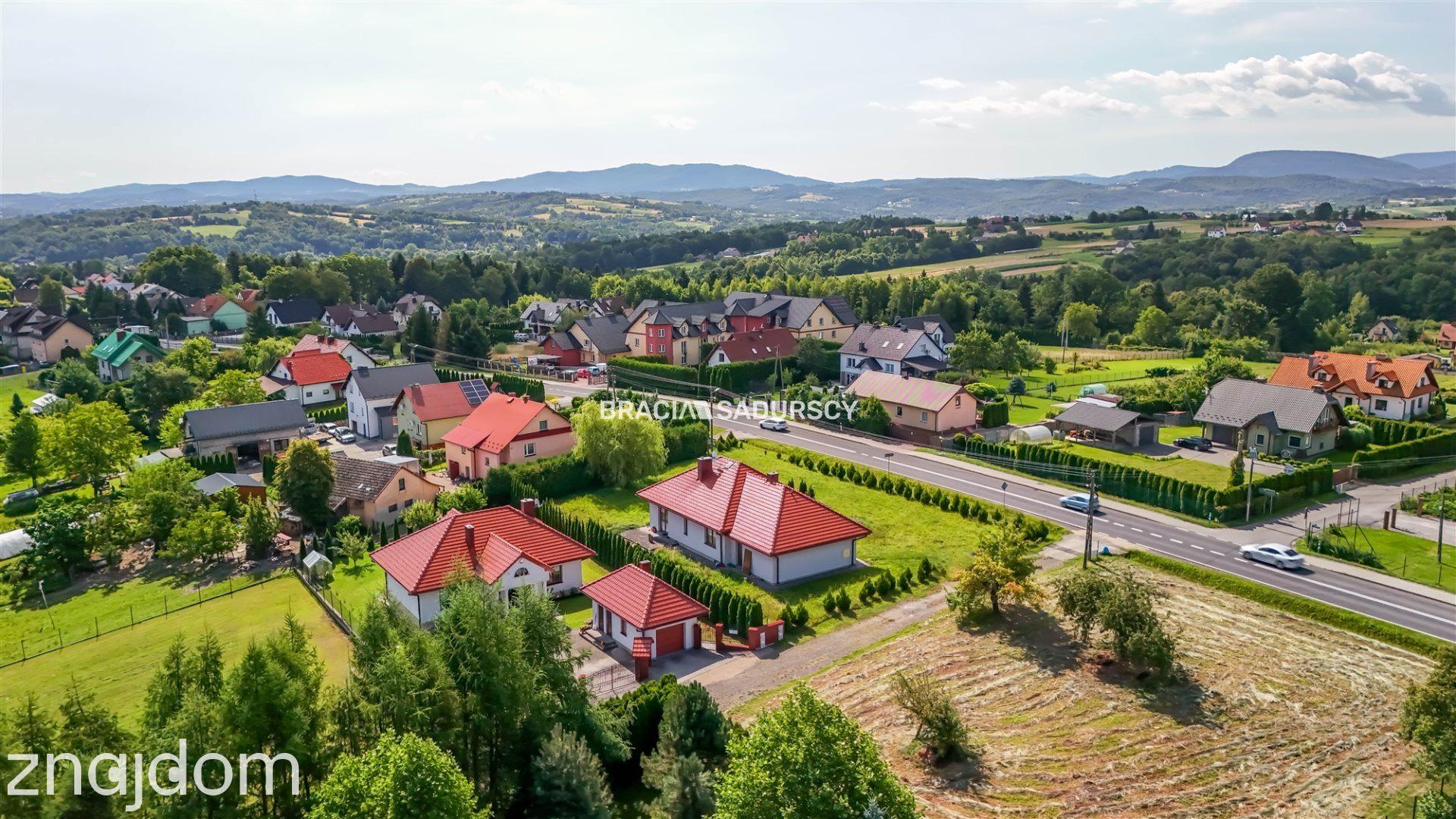 Nowoczesny dom parterowy w Łapanowie - zdjęcie 36