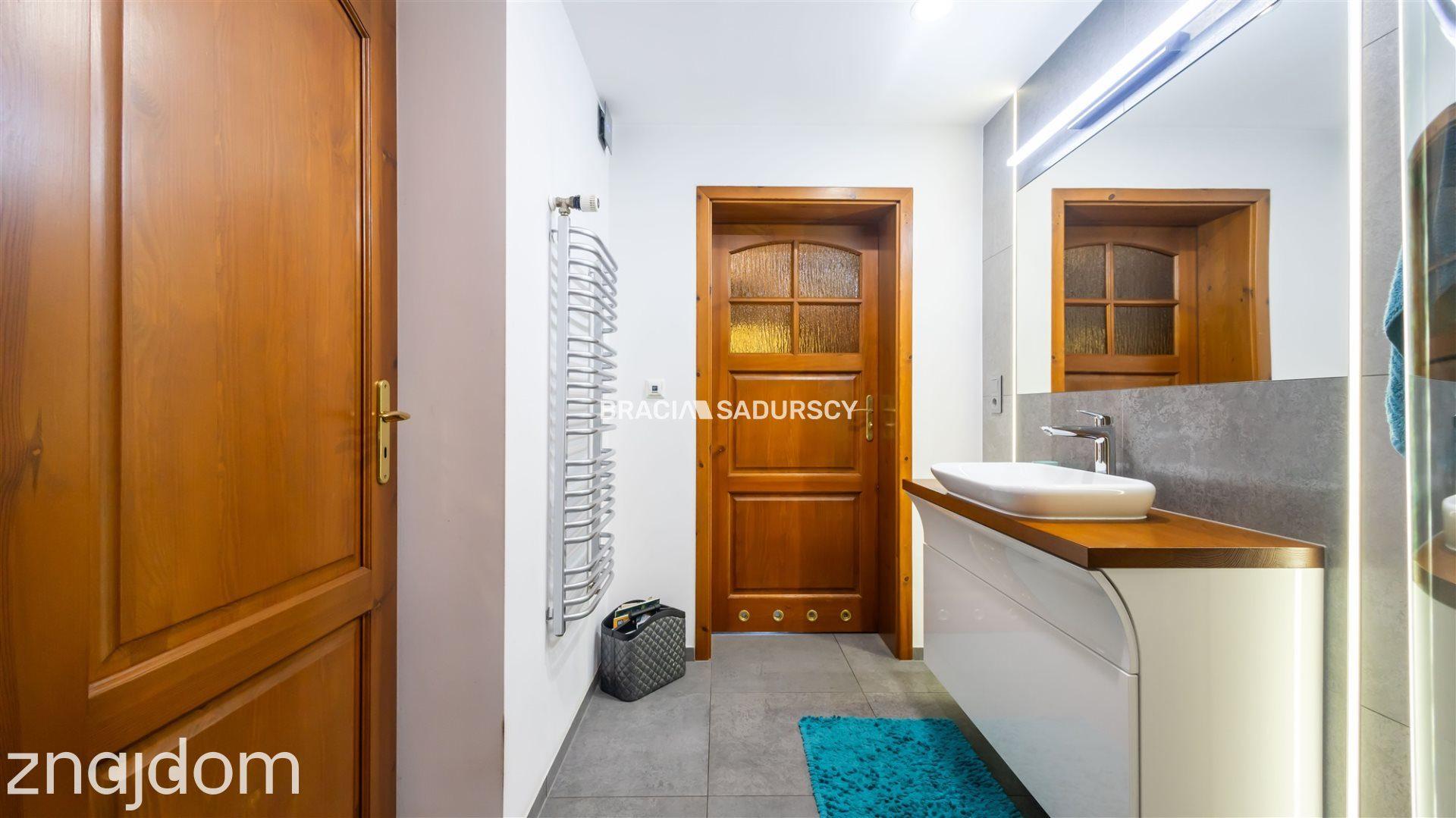 Komfortowy dom z dużą działką, 13 km od Krakowa - zdjęcie 37