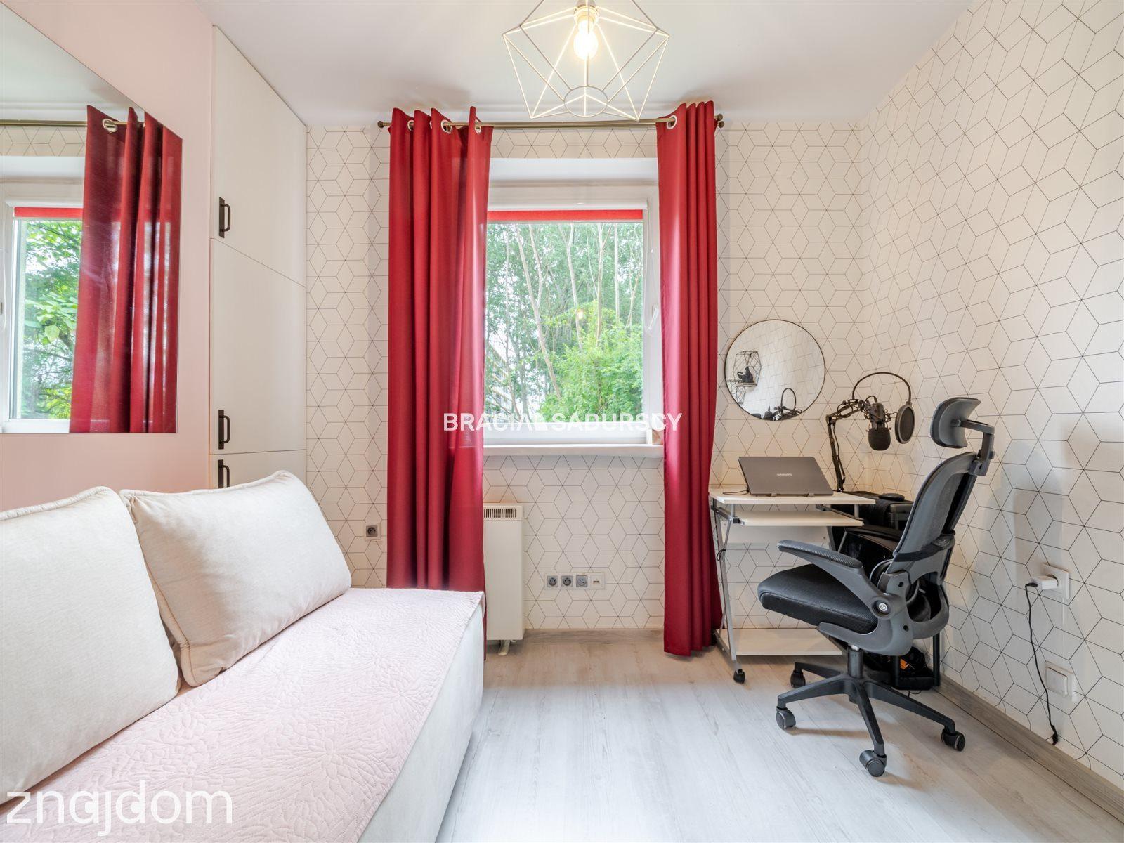 3 pokoje z ogrodem 130 m² i kominkiem - zdjęcie 14