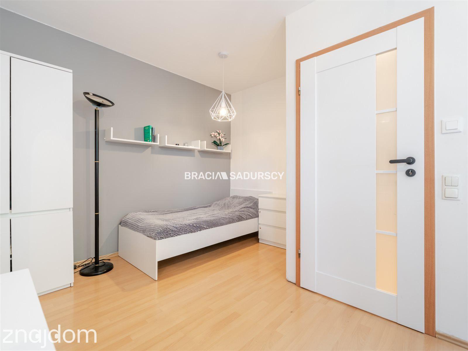 3 pokoje z ogrodem 130 m² i kominkiem - zdjęcie 16