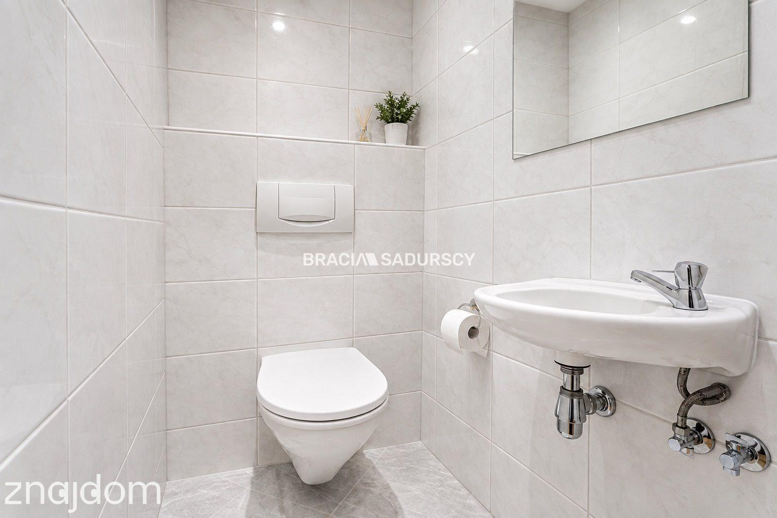 Trzy pokoje | Znakomity stan | Do wejścia | 74m2 - zdjęcie 8