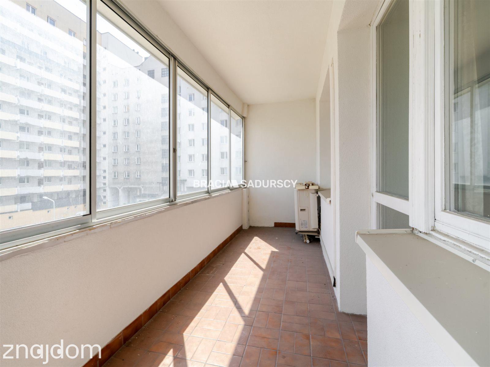 3 pokoje | Loggia | Świetna lokalizacja - zdjęcie 9