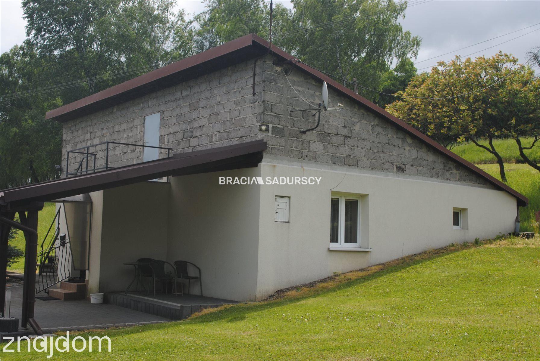 Gospodarstwo około 1,5 ha w Łazanach gm.Biskupice - zdjęcie 2