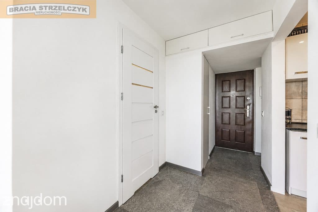 1 pokojowe mieszkanie z balkonem, ul. Smolna