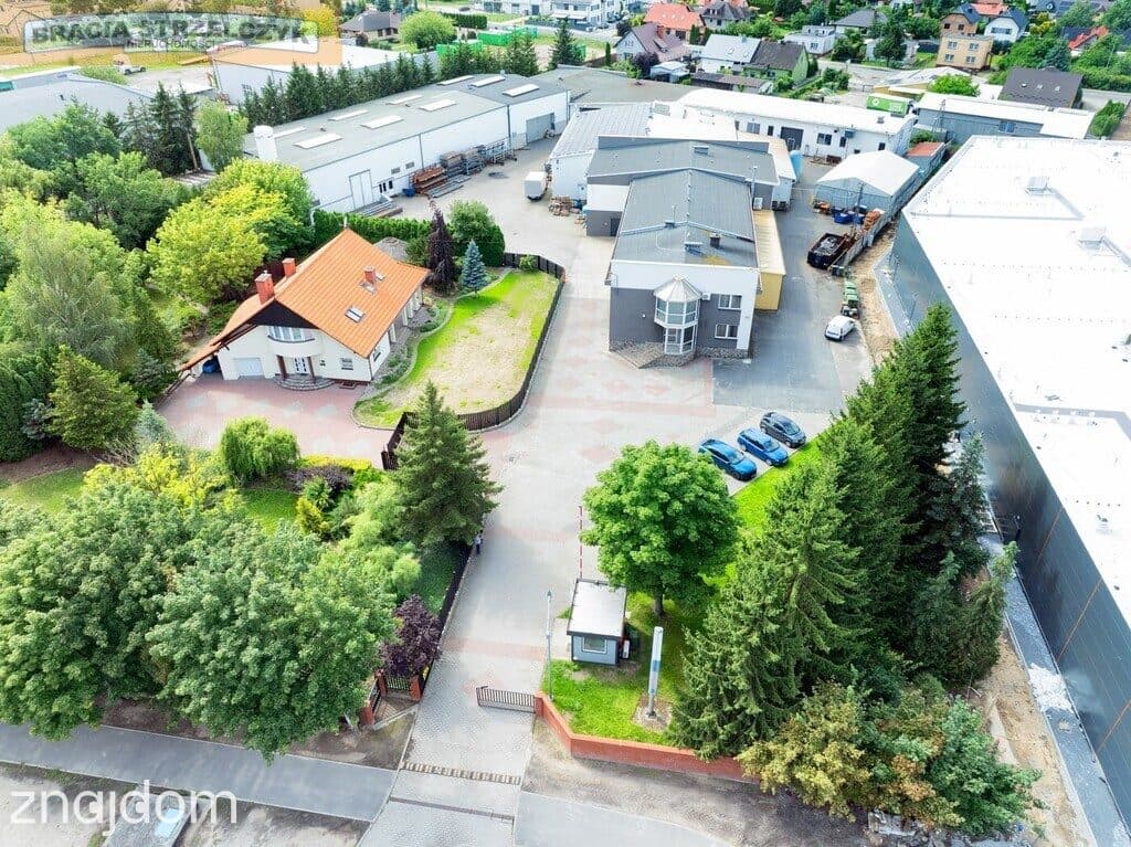 Hale, biura, magazyny, dom, przy centrum handlowym - zdjęcie 2