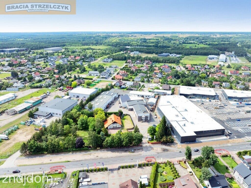 Hale, biura, magazyny, dom, przy centrum handlowym - zdjęcie 7