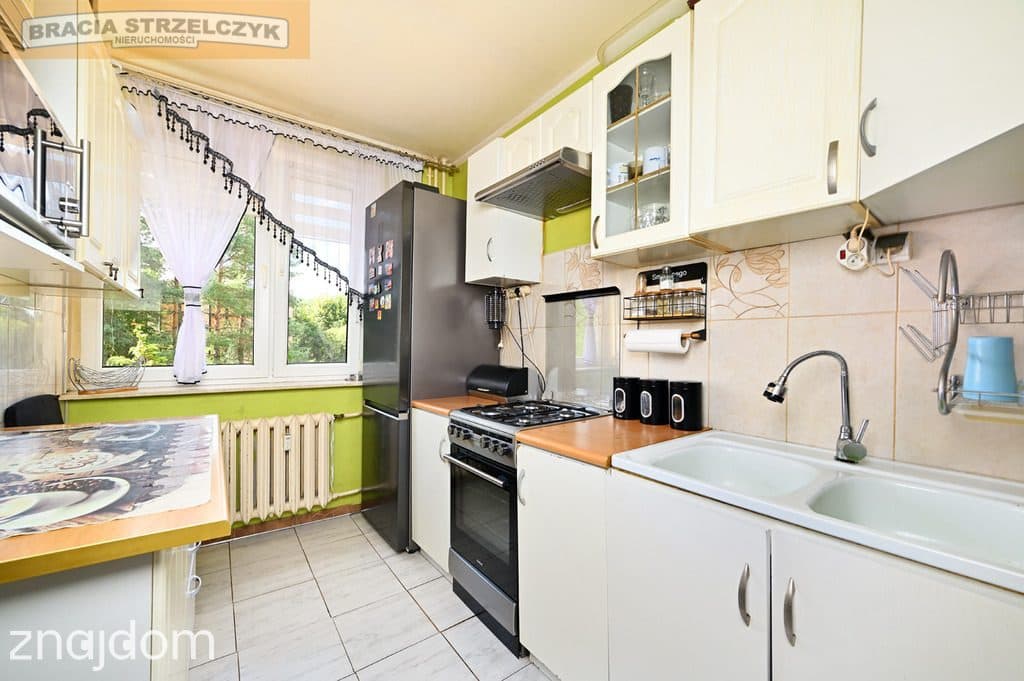 Zadbane, dwustronne, 4-pokoje, w otoczeniu zieleni - zdjęcie 6